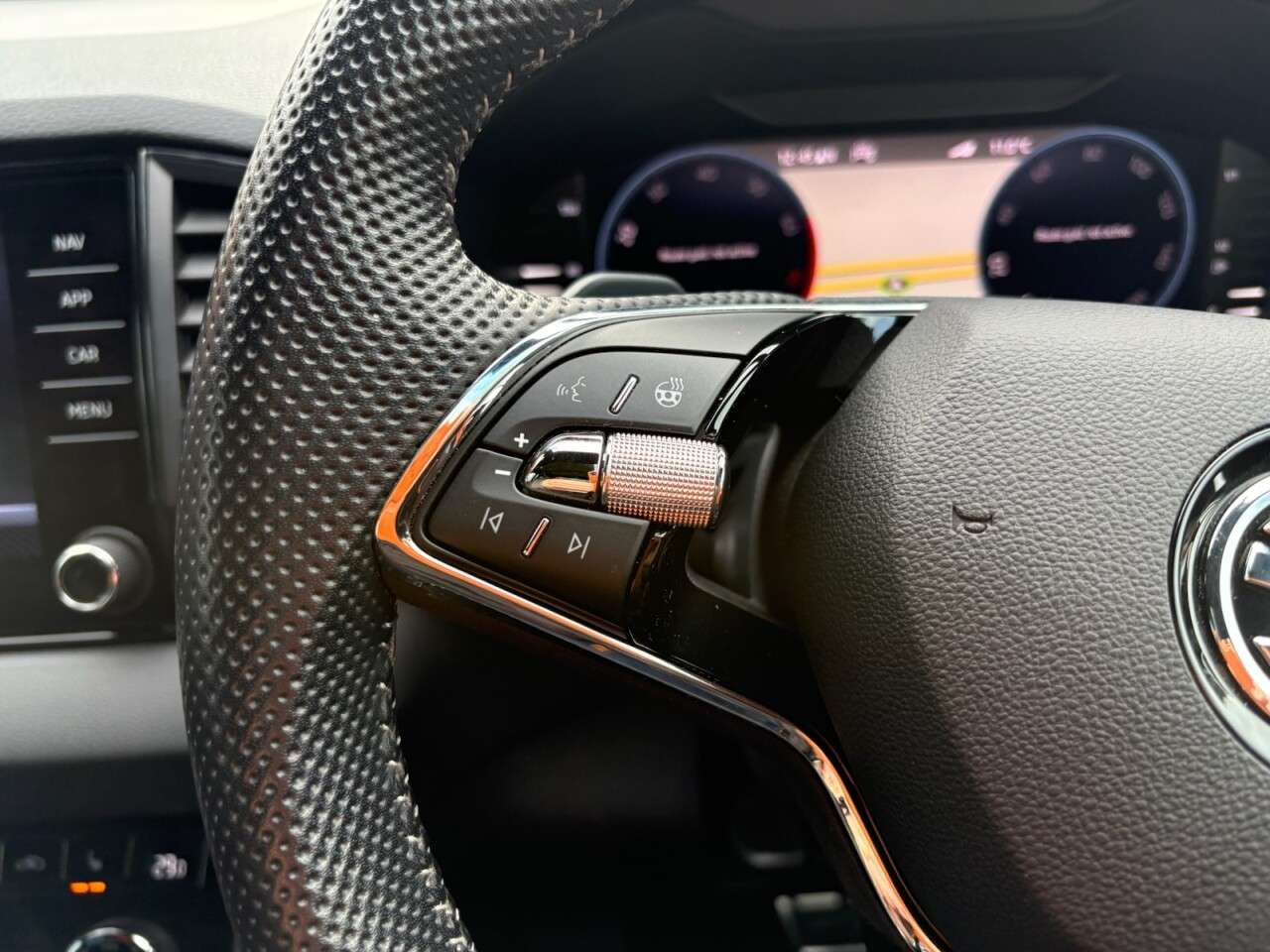 2022 SKODA KAROQ 2022 SKODA KAROQ