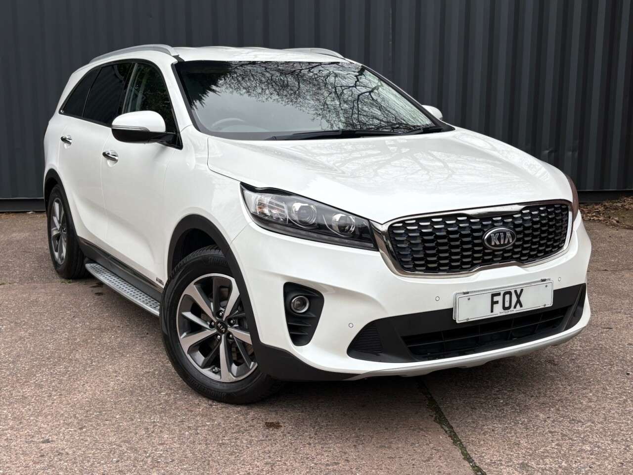 A 2019 KIA SORENTO 2.2 CRDi KX-2 SUV 5dr Diesel Manual AWD Euro 6 (s/s) (197 bhp) HEATED LTR-P A 2019 KIA SORENTO 2.2 CRDi KX-2 SUV 5dr Diesel Manual AWD Euro 6 (s/s) (197 bhp) HEATED LTR-P