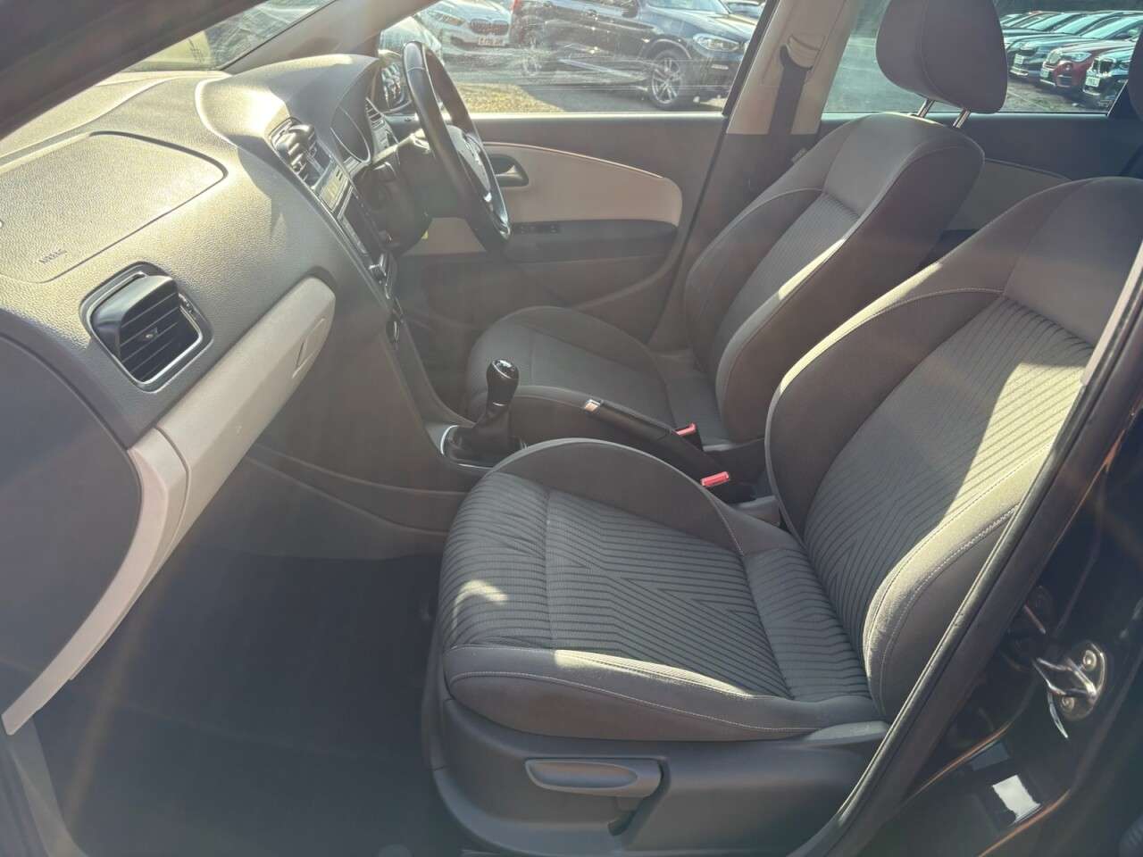 2015 VOLKSWAGEN POLO 2015 VOLKSWAGEN POLO