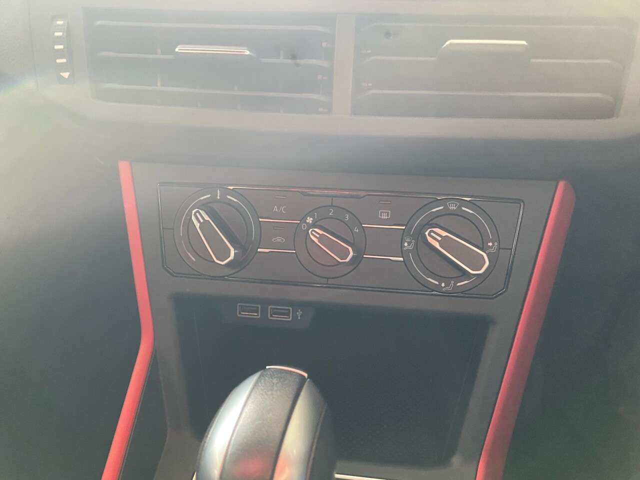 2020 VOLKSWAGEN POLO 2020 VOLKSWAGEN POLO