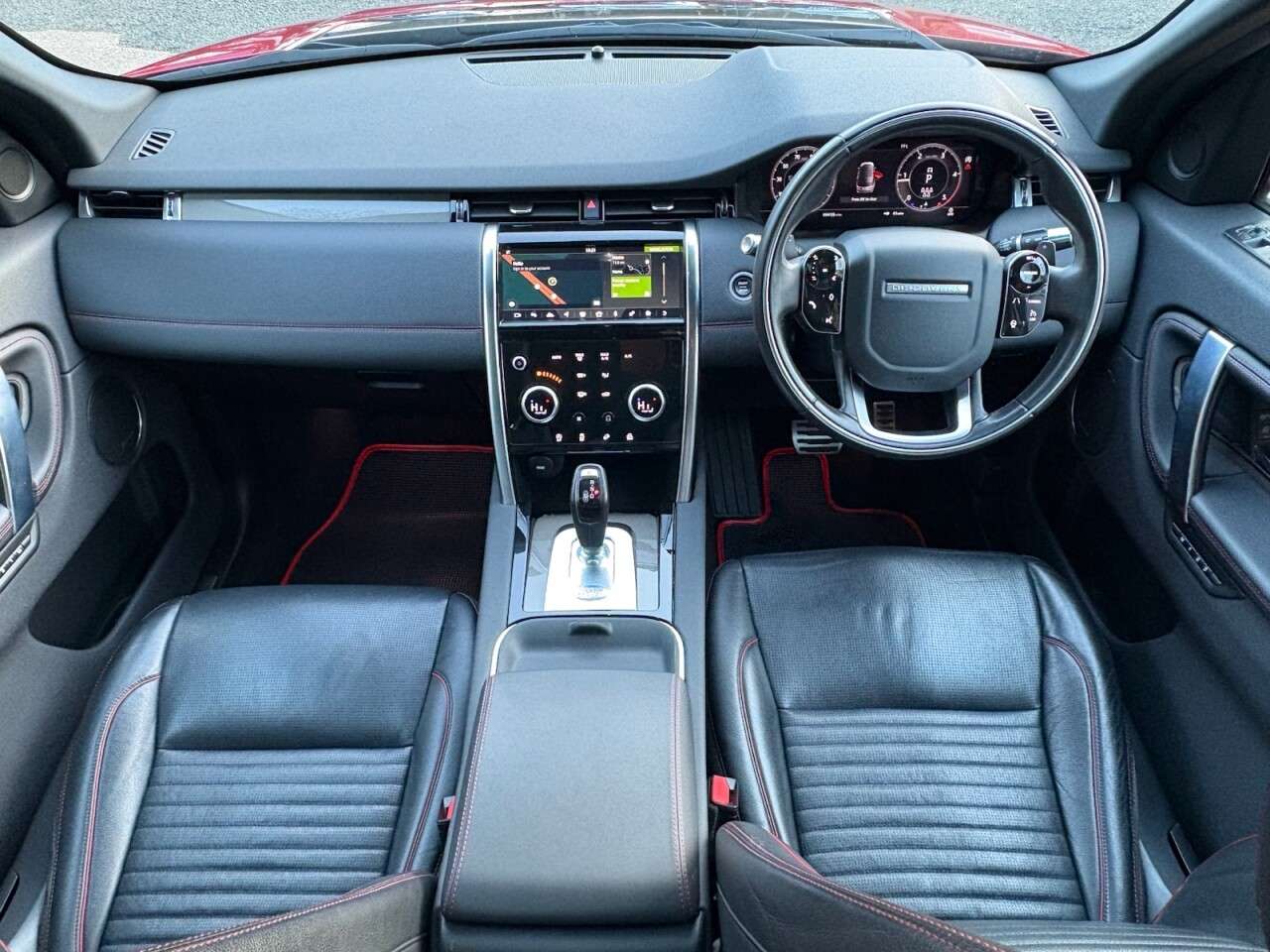 A 2020 LAND ROVER DISCOVERY SPORT 2.0 D180 MHEV R-Dynamic SE SUV 5dr Diesel Auto 4WD Euro 6 (s/s) (180 ps) GL A 2020 LAND ROVER DISCOVERY SPORT 2.0 D180 MHEV R-Dynamic SE SUV 5dr Diesel Auto 4WD Euro 6 (s/s) (180 ps) GL