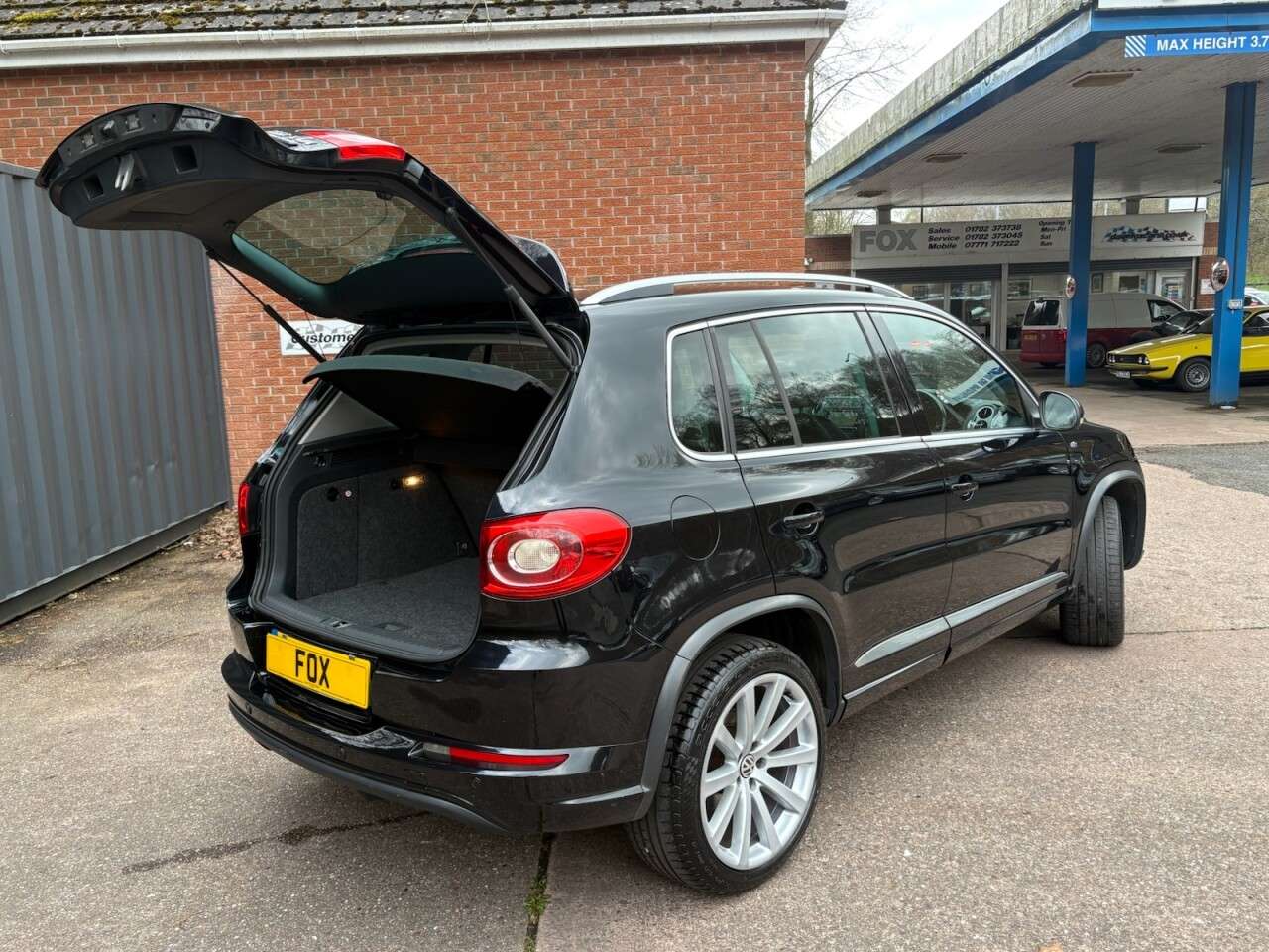 2010 VOLKSWAGEN TIGUAN 2010 VOLKSWAGEN TIGUAN