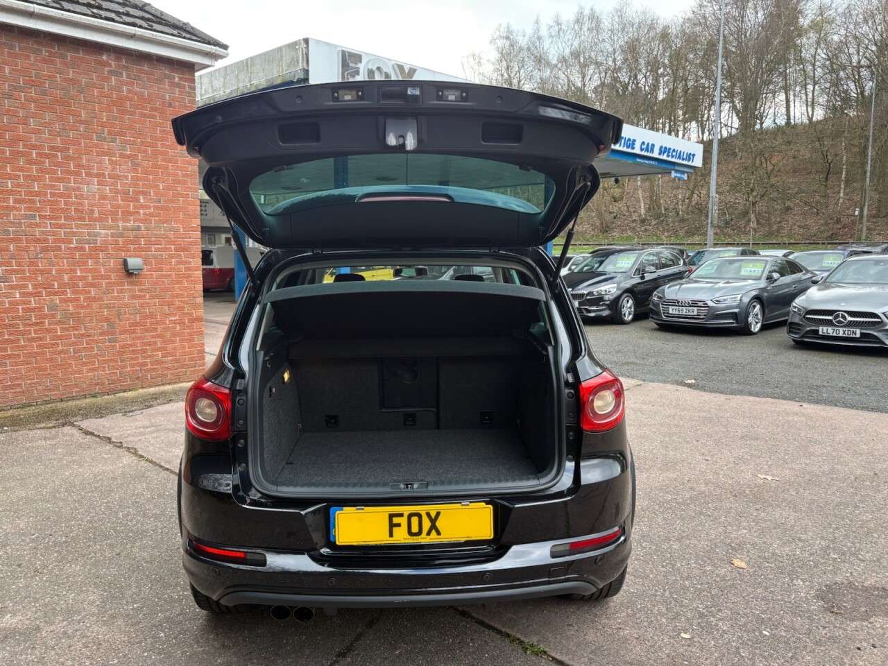 2010 VOLKSWAGEN TIGUAN 2010 VOLKSWAGEN TIGUAN