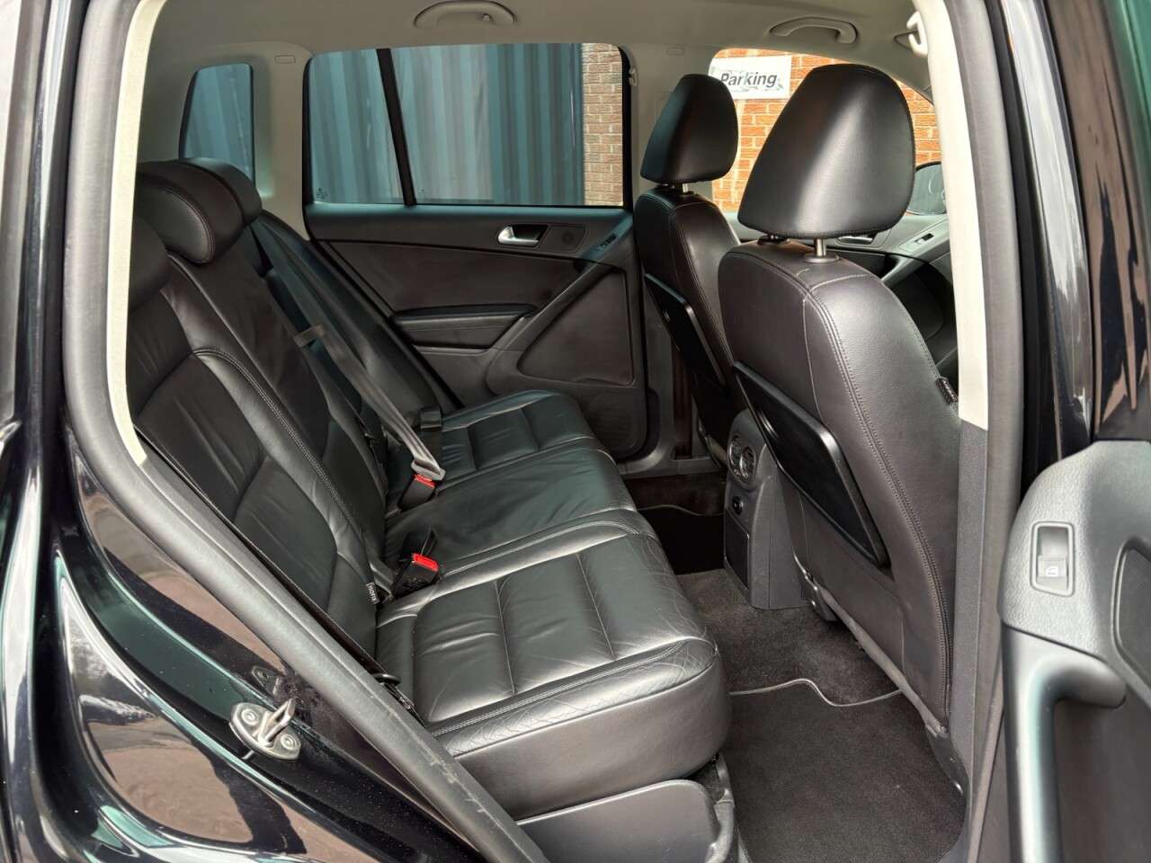 2010 VOLKSWAGEN TIGUAN 2010 VOLKSWAGEN TIGUAN