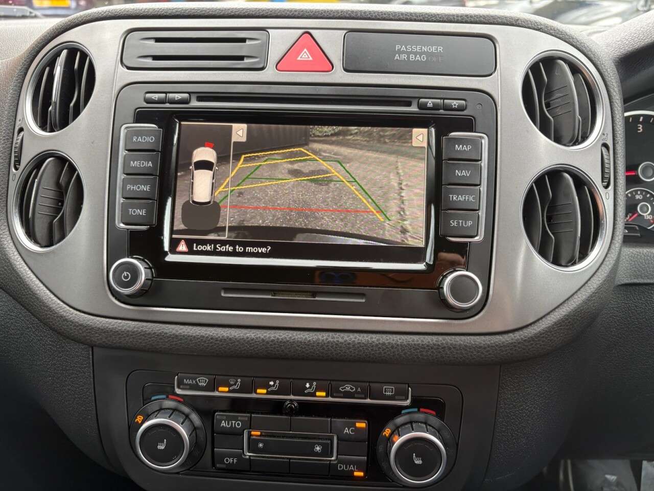 2010 VOLKSWAGEN TIGUAN 2010 VOLKSWAGEN TIGUAN