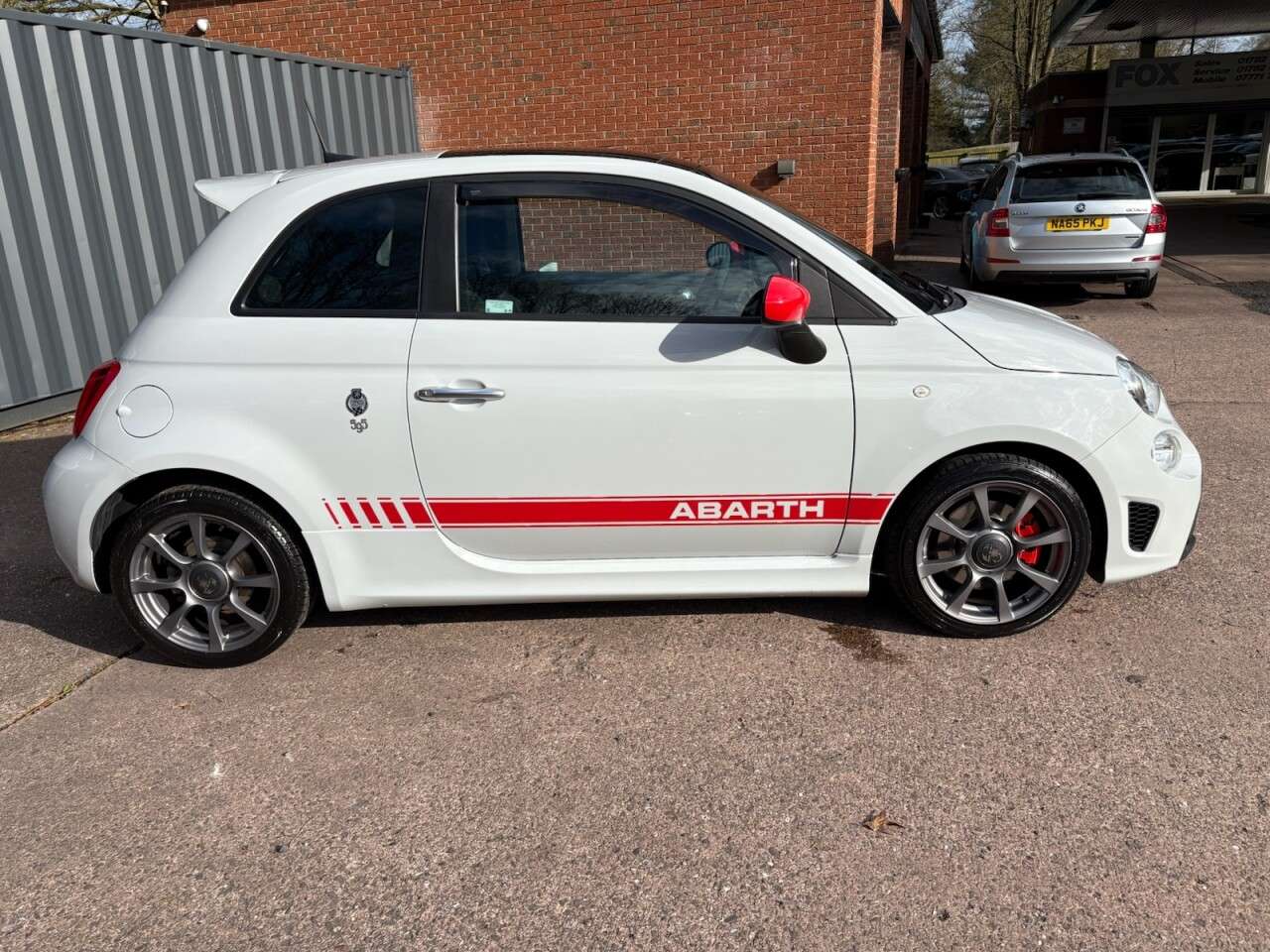 A 2019 ABARTH 595 1.4 T-Jet 70th Hatchback 3dr Petrol Manual Euro 6 (145 ps) HIGH SPEC,ELECTR A 2019 ABARTH 595 1.4 T-Jet 70th Hatchback 3dr Petrol Manual Euro 6 (145 ps) HIGH SPEC,ELECTR