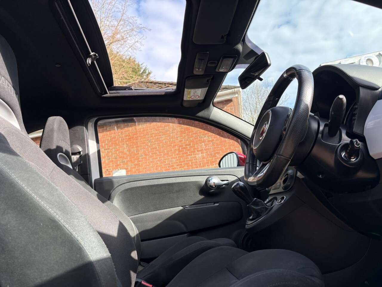 2019 ABARTH 595 2019 ABARTH 595