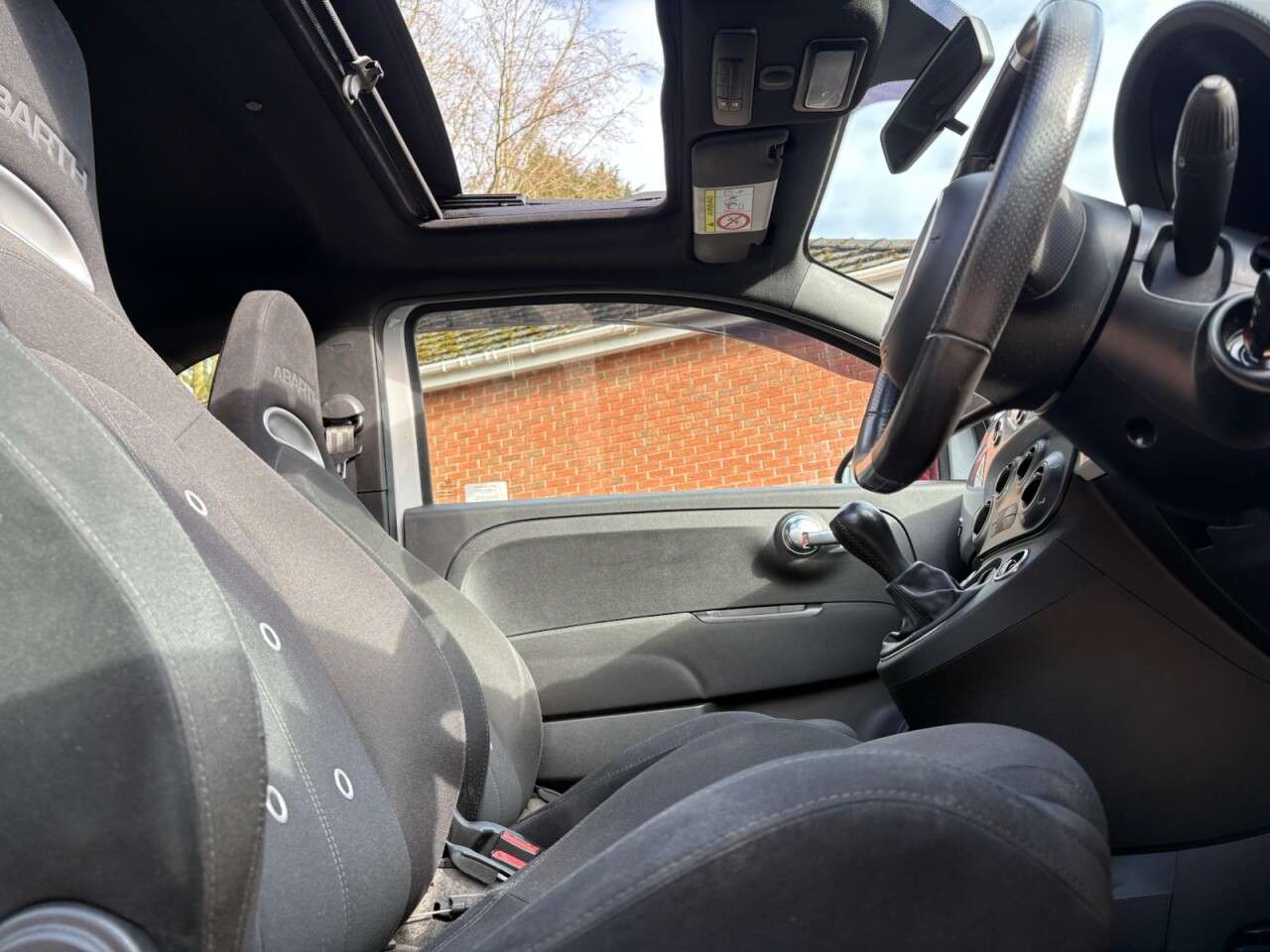 2019 ABARTH 595 2019 ABARTH 595