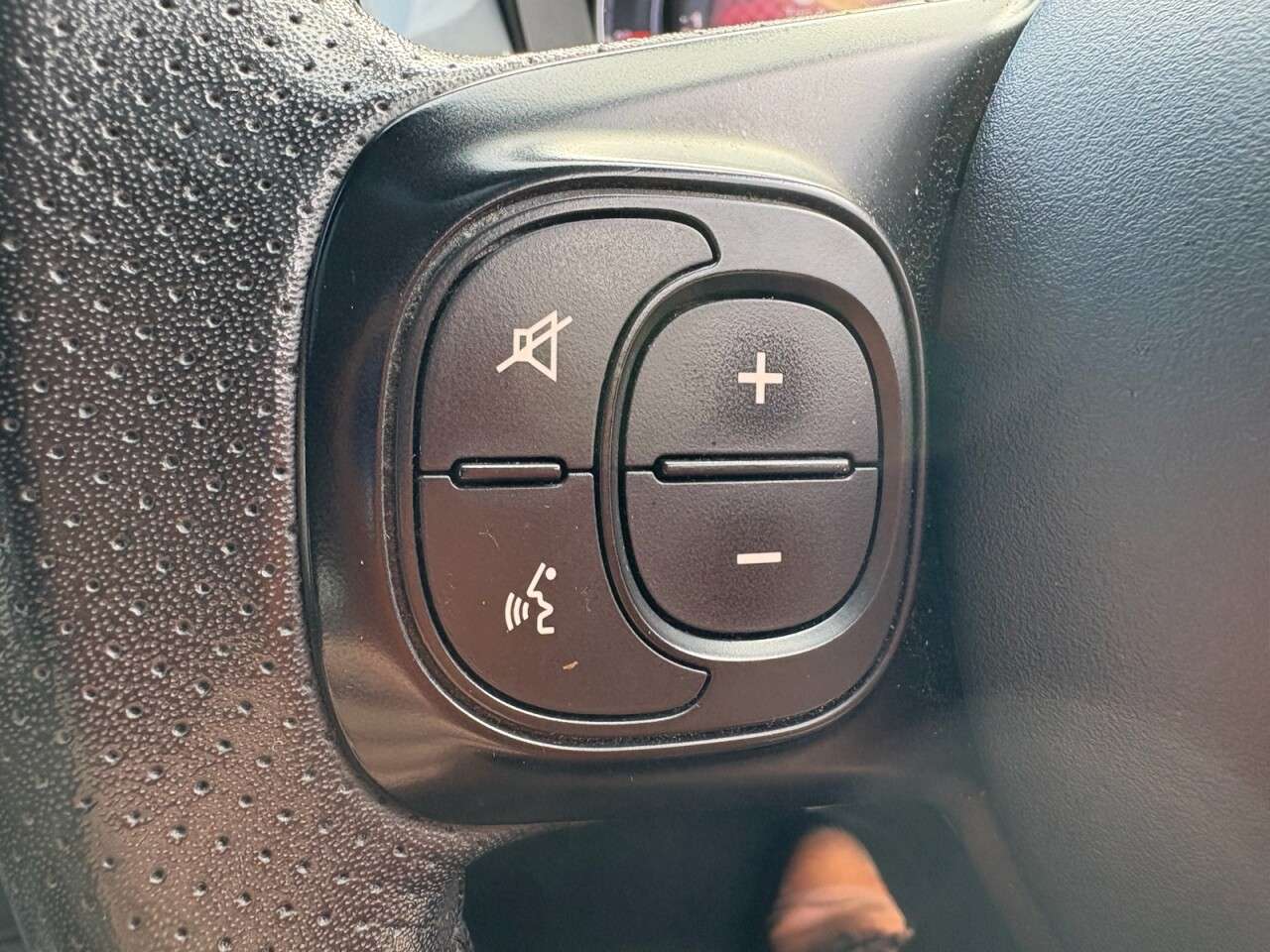 2019 ABARTH 595 2019 ABARTH 595