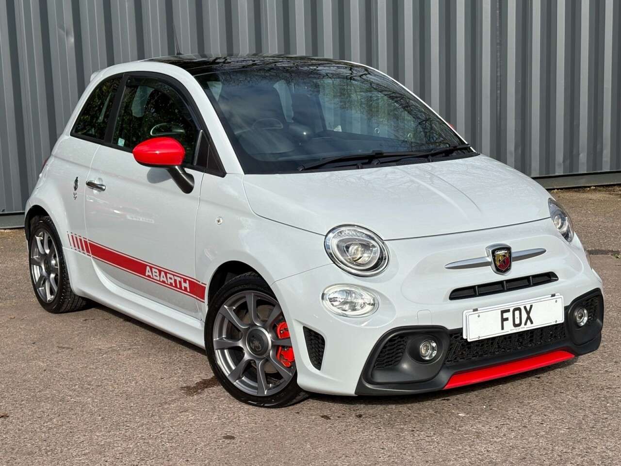 A 2019 ABARTH 595 1.4 T-Jet 70th Hatchback 3dr Petrol Manual Euro 6 (145 ps) HIGH SPEC,ELECTR A 2019 ABARTH 595 1.4 T-Jet 70th Hatchback 3dr Petrol Manual Euro 6 (145 ps) HIGH SPEC,ELECTR
