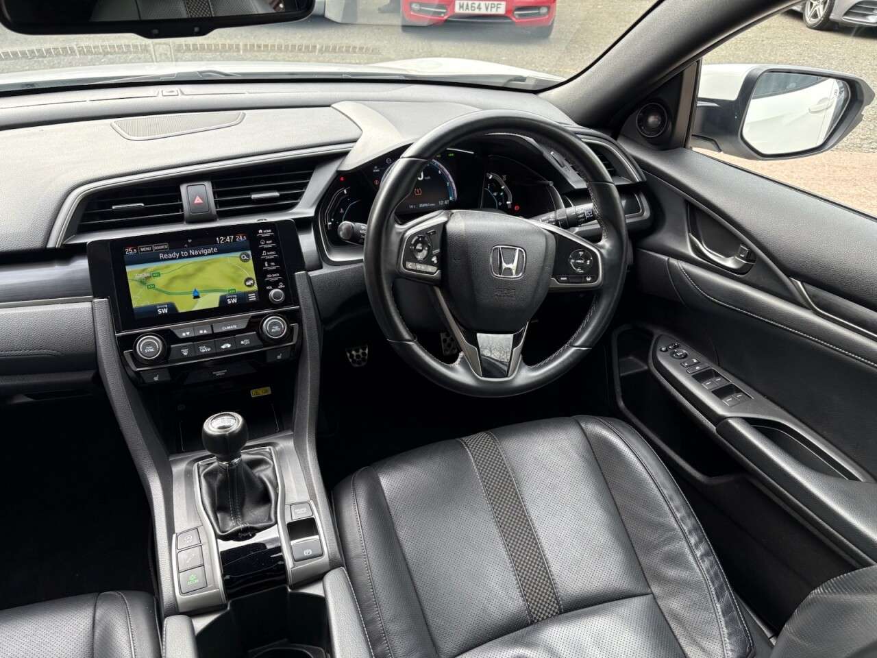 A 2020 HONDA CIVIC 1.0 VTEC Turbo EX Hatchback 5dr Petrol Manual Euro 6 (s/s) (126 ps) PAN ROO A 2020 HONDA CIVIC 1.0 VTEC Turbo EX Hatchback 5dr Petrol Manual Euro 6 (s/s) (126 ps) PAN ROO
