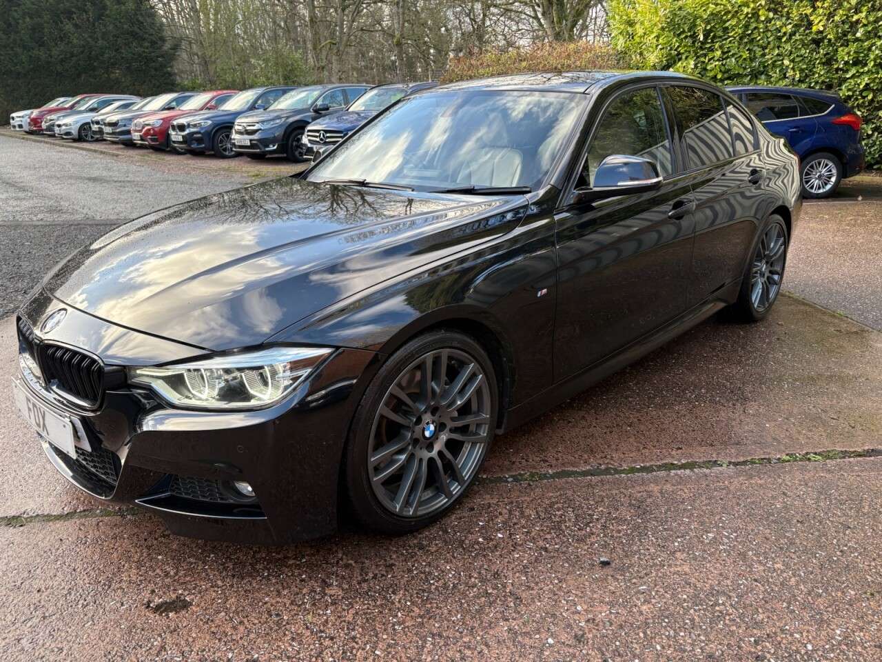 A 2016 BMW 3 SERIES 3.0 335d M Sport Saloon 4dr Diesel Auto xDrive Euro 6 (s/s) (313 ps) HEATED A 2016 BMW 3 SERIES 3.0 335d M Sport Saloon 4dr Diesel Auto xDrive Euro 6 (s/s) (313 ps) HEATED