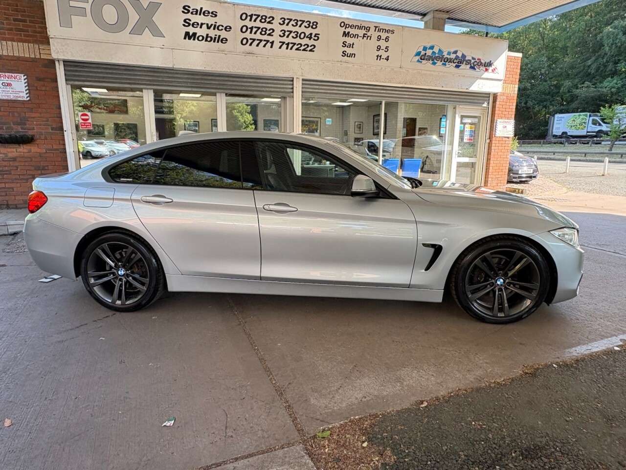 A 2014 BMW 4 SERIES GRAN COUPE 2.0 418d Sport Hatchback 5dr Diesel Auto Euro 6 (s/s) (143 ps) PRIVACY GLAS A 2014 BMW 4 SERIES GRAN COUPE 2.0 418d Sport Hatchback 5dr Diesel Auto Euro 6 (s/s) (143 ps) PRIVACY GLAS