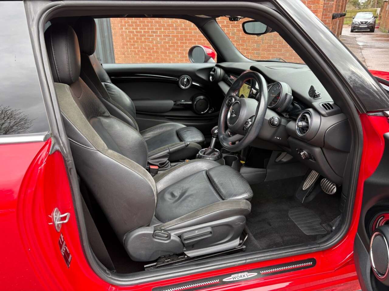 2017 MINI HATCH 2017 MINI HATCH