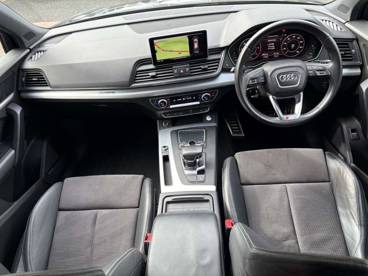 A 2017 AUDI Q5 2.0 TDI S line SUV 5dr Diesel S Tronic quattro Euro 6 (s/s) (190 ps) SATELL A 2017 AUDI Q5 2.0 TDI S line SUV 5dr Diesel S Tronic quattro Euro 6 (s/s) (190 ps) SATELL