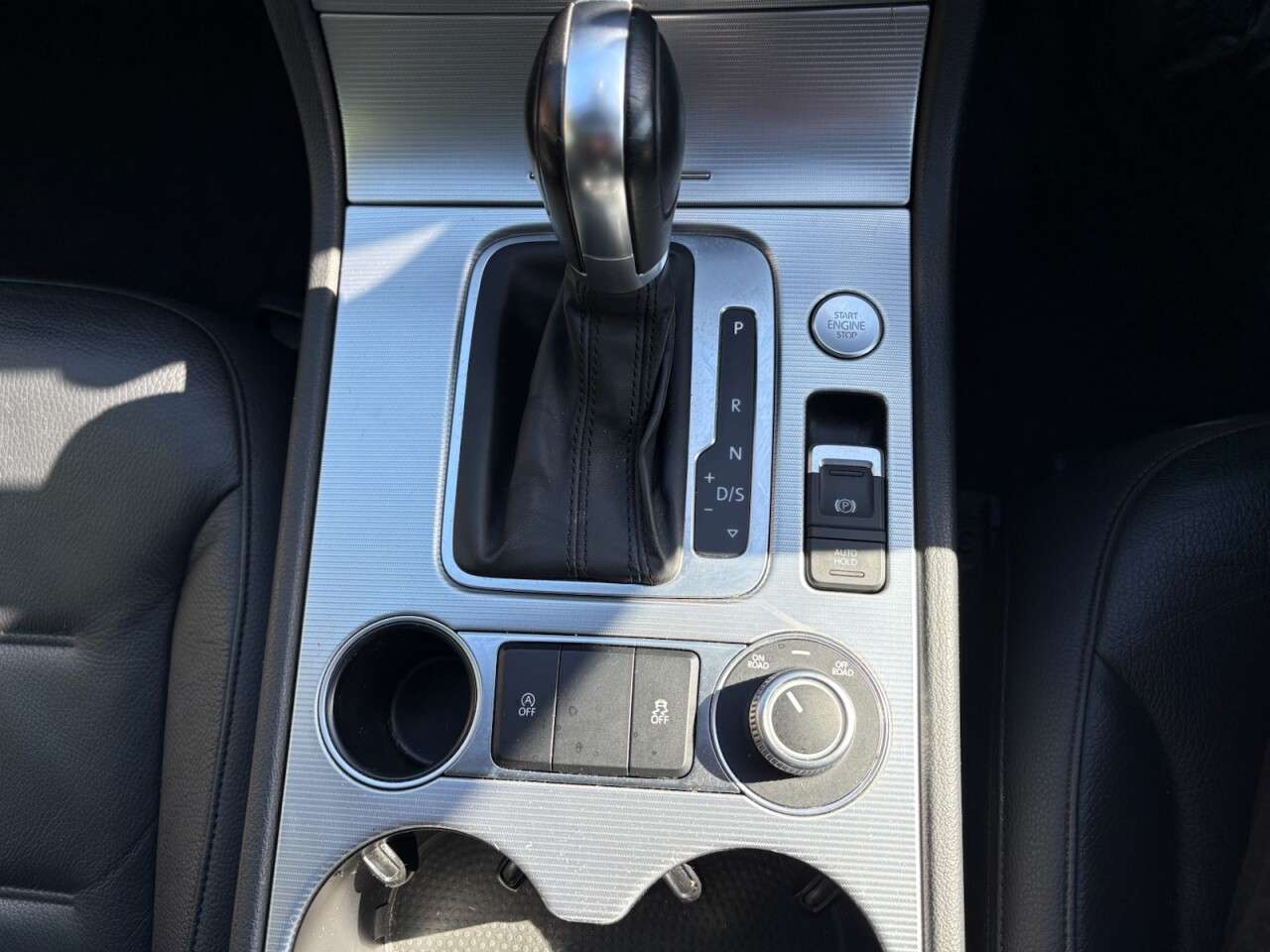 2015 VOLKSWAGEN TOUAREG 2015 VOLKSWAGEN TOUAREG