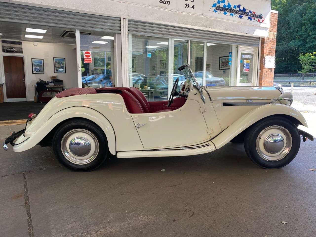 A 1989 SINGER 406D 406D VERY SOLID EXAMPLE A 1989 SINGER 406D 406D VERY SOLID EXAMPLE