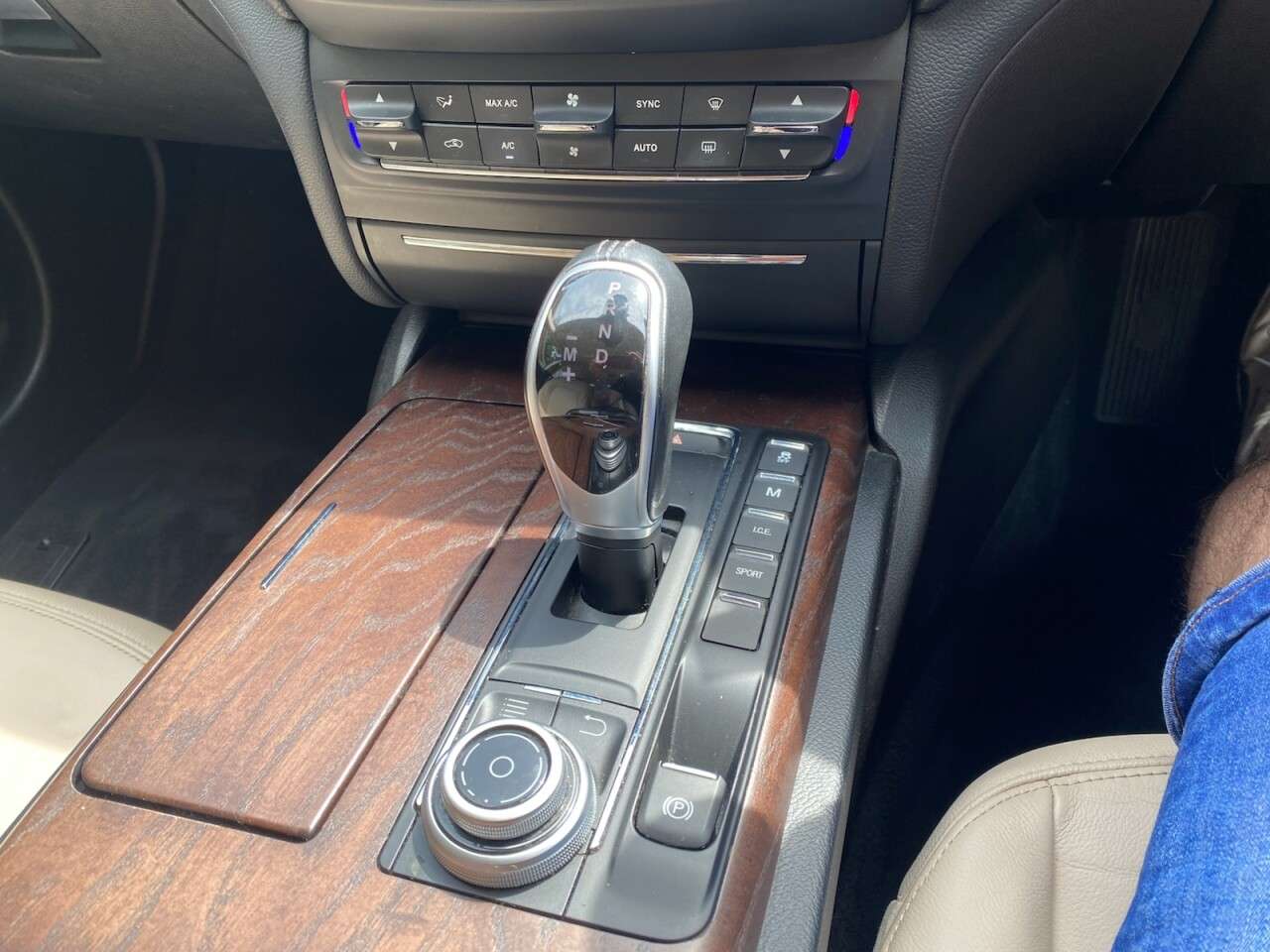 2016 MASERATI GHIBLI 2016 MASERATI GHIBLI