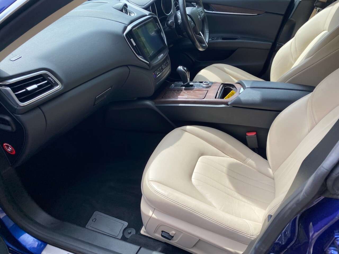 2016 MASERATI GHIBLI 2016 MASERATI GHIBLI