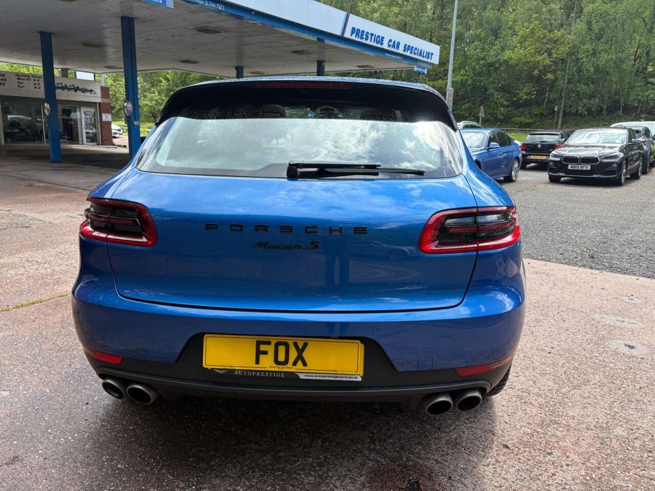 2016 PORSCHE MACAN 2016 PORSCHE MACAN