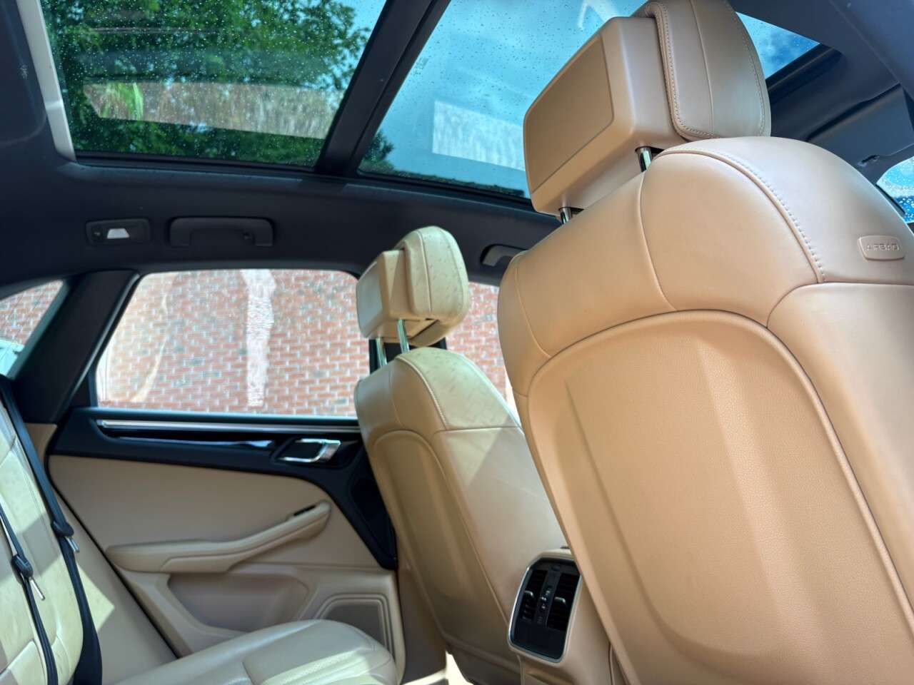 2016 PORSCHE MACAN 2016 PORSCHE MACAN