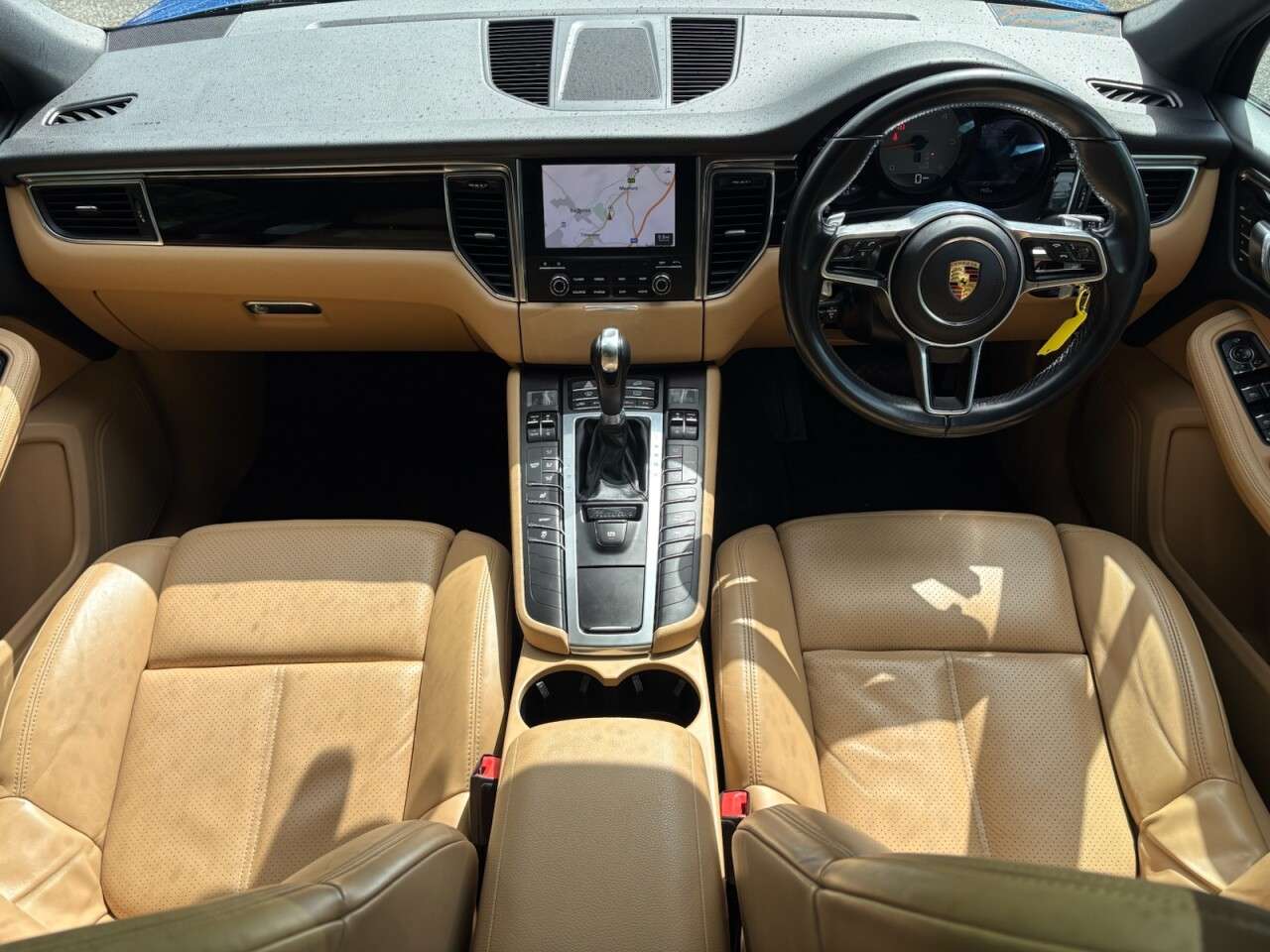 2016 PORSCHE MACAN 2016 PORSCHE MACAN