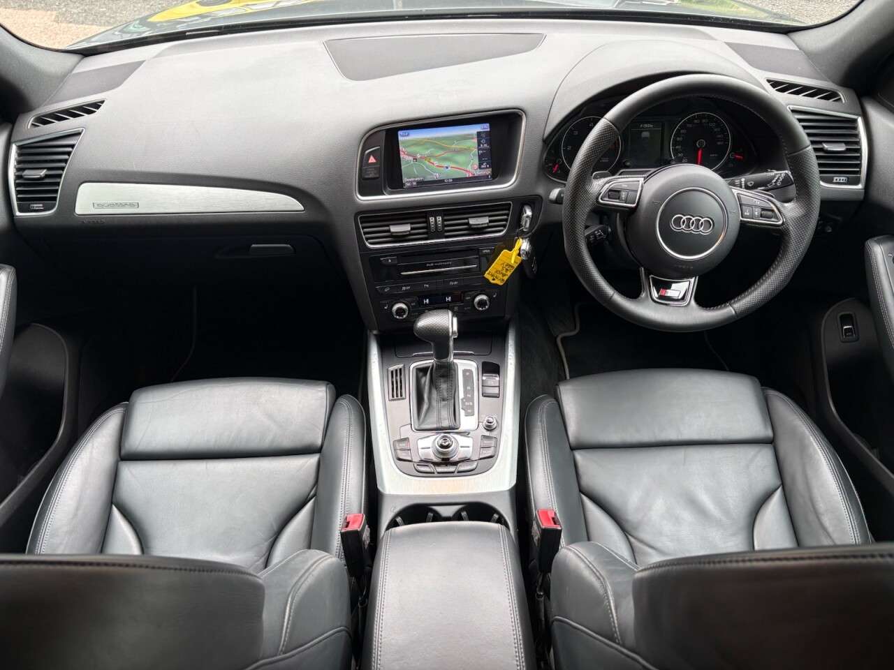 A 2014 AUDI Q5 2.0 TDI S line Plus SUV 5dr Diesel S Tronic quattro Euro 5 (s/s) (177 ps) P A 2014 AUDI Q5 2.0 TDI S line Plus SUV 5dr Diesel S Tronic quattro Euro 5 (s/s) (177 ps) P