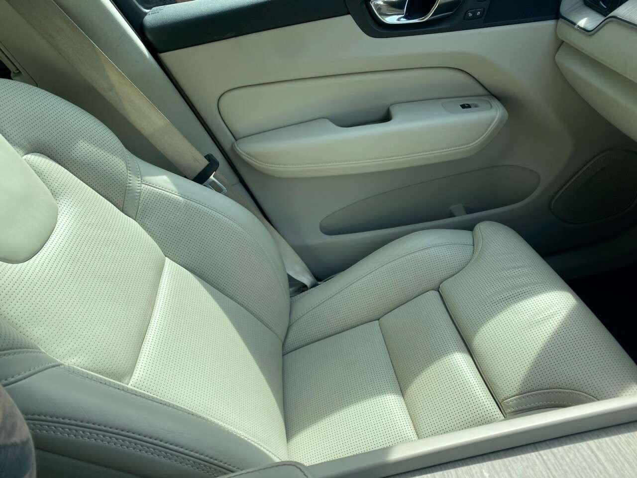 2019 VOLVO XC60 2019 VOLVO XC60