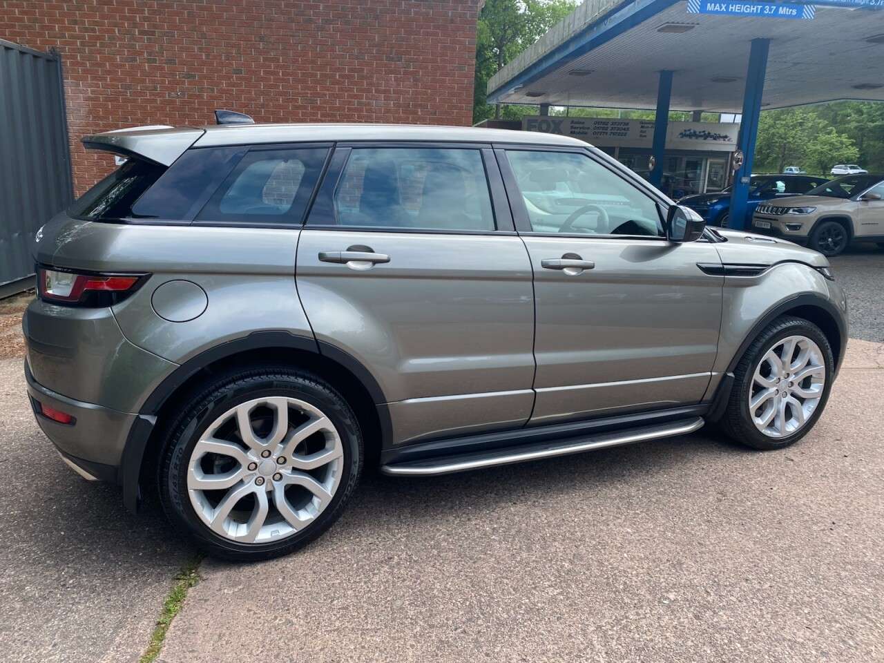 A 2016 LAND ROVER RANGE ROVER EVOQUE 2.0 TD4 HSE Dynamic SUV 5dr Diesel Auto 4WD Euro 6 (s/s) (180 ps) NAVIGATIO A 2016 LAND ROVER RANGE ROVER EVOQUE 2.0 TD4 HSE Dynamic SUV 5dr Diesel Auto 4WD Euro 6 (s/s) (180 ps) NAVIGATIO