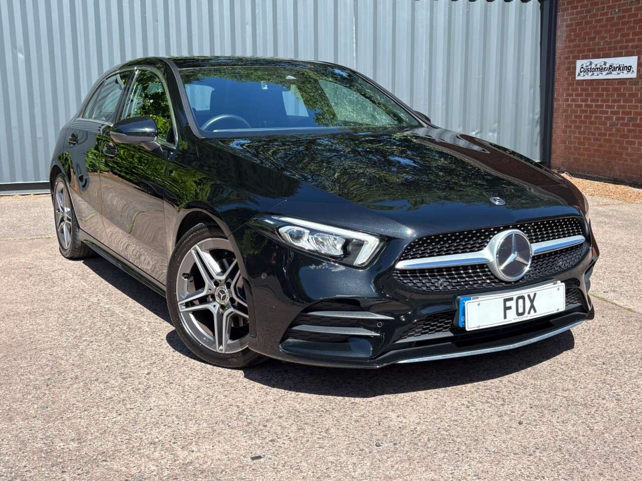 A 2019 MERCEDES-BENZ A-CLASS 1.5 A180d AMG Line (Executive) Hatchback 5dr Diesel 7G-DCT Euro 6 (s/s) (11 A 2019 MERCEDES-BENZ A-CLASS 1.5 A180d AMG Line (Executive) Hatchback 5dr Diesel 7G-DCT Euro 6 (s/s) (11