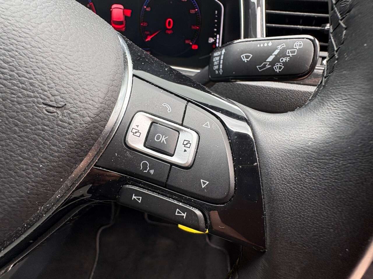 2018 VOLKSWAGEN T-ROC 2018 VOLKSWAGEN T-ROC