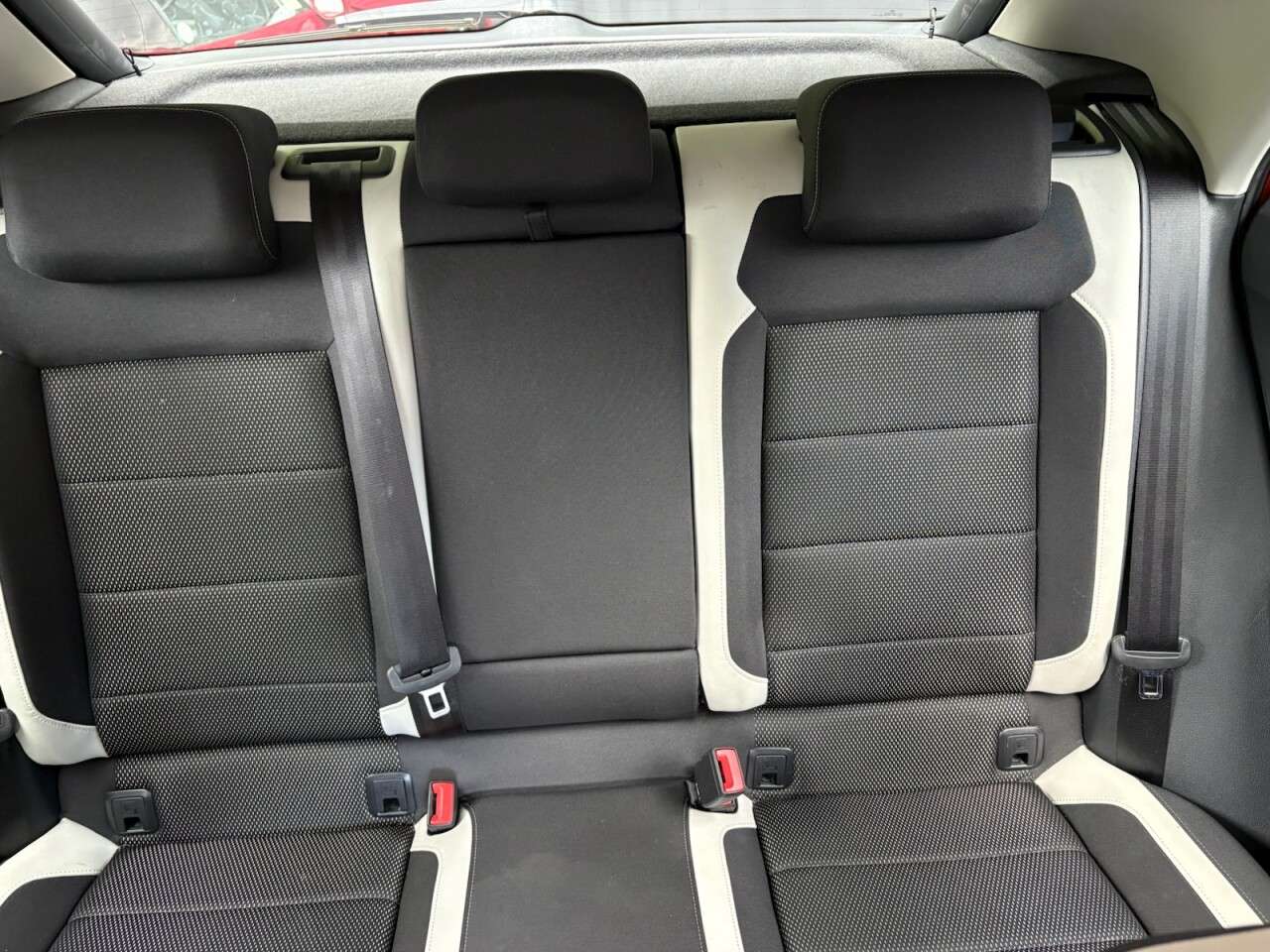 2018 VOLKSWAGEN T-ROC 2018 VOLKSWAGEN T-ROC