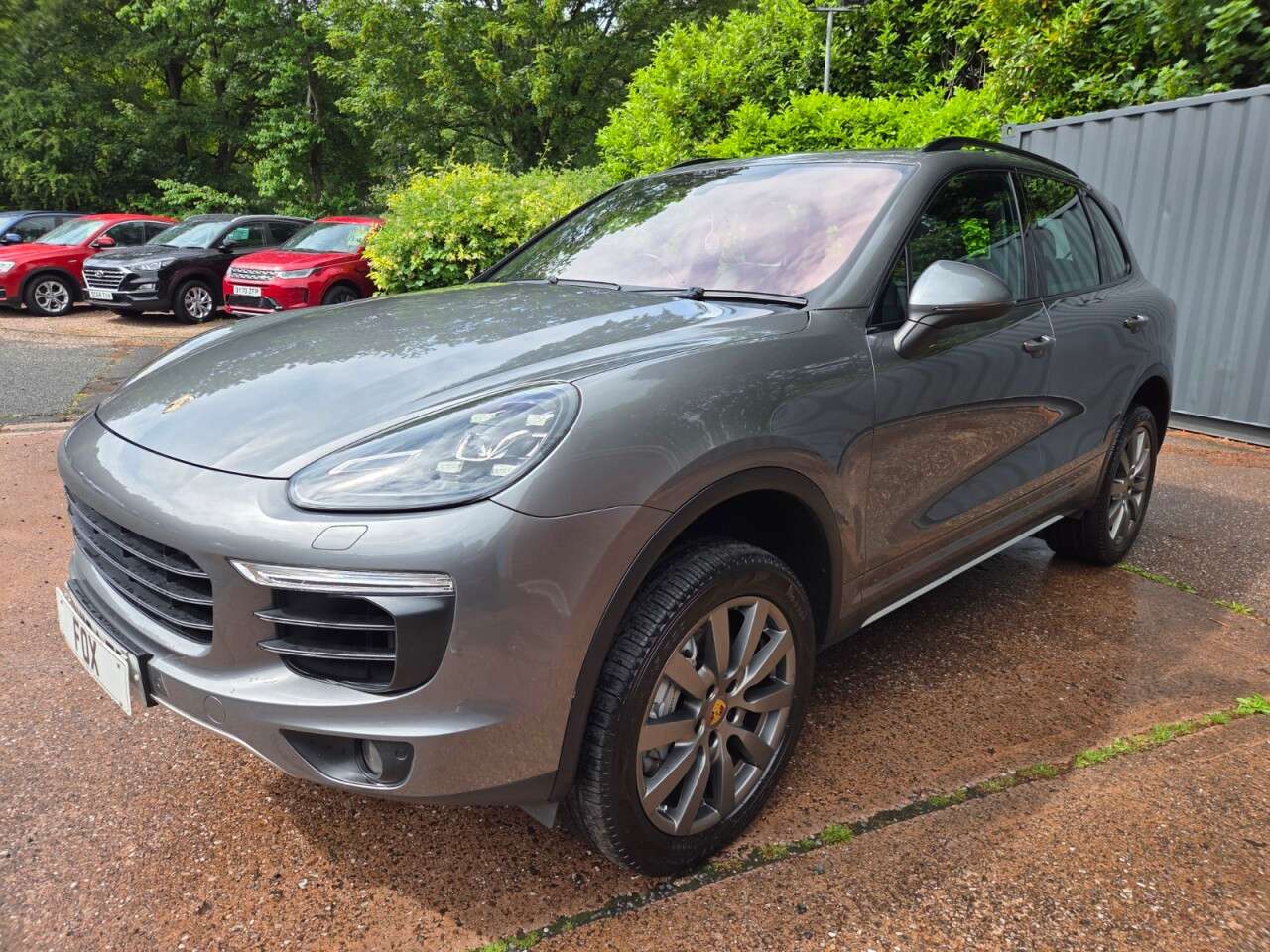 A 2016 PORSCHE CAYENNE 3.6T V6 S SUV 5dr Petrol TiptronicS 4WD Euro 6 (s/s) (420 ps) 20INCH ALLOYS A 2016 PORSCHE CAYENNE 3.6T V6 S SUV 5dr Petrol TiptronicS 4WD Euro 6 (s/s) (420 ps) 20INCH ALLOYS