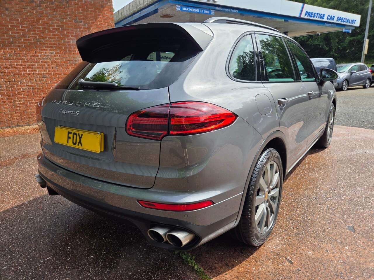 2016 PORSCHE CAYENNE 2016 PORSCHE CAYENNE
