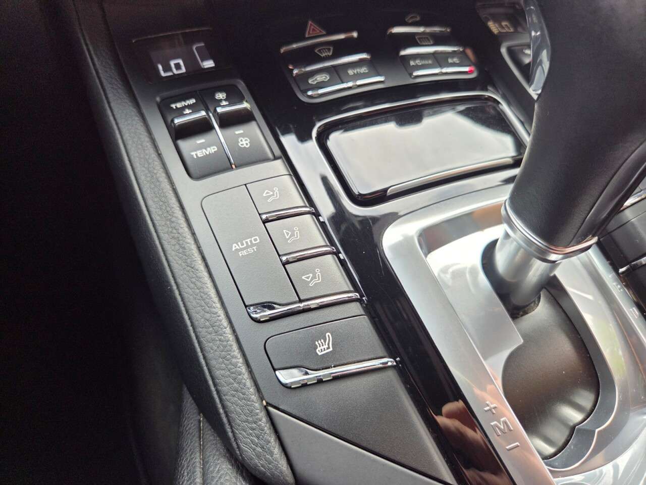 2016 PORSCHE CAYENNE 2016 PORSCHE CAYENNE