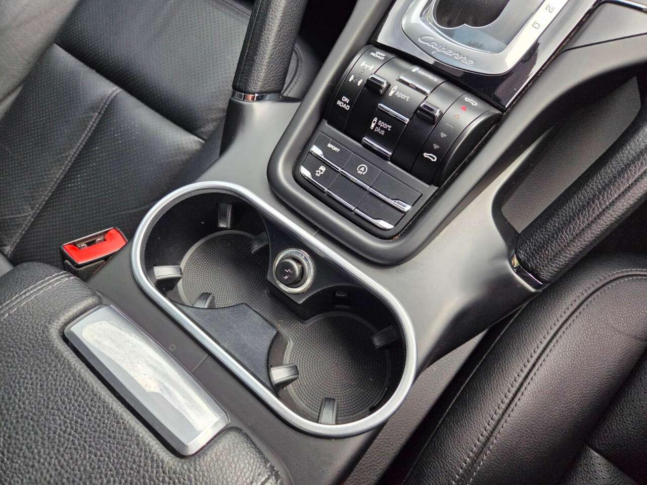 2016 PORSCHE CAYENNE 2016 PORSCHE CAYENNE