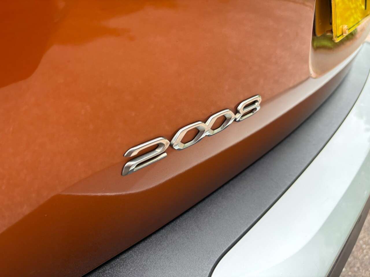 2021 PEUGEOT 2008 2021 PEUGEOT 2008