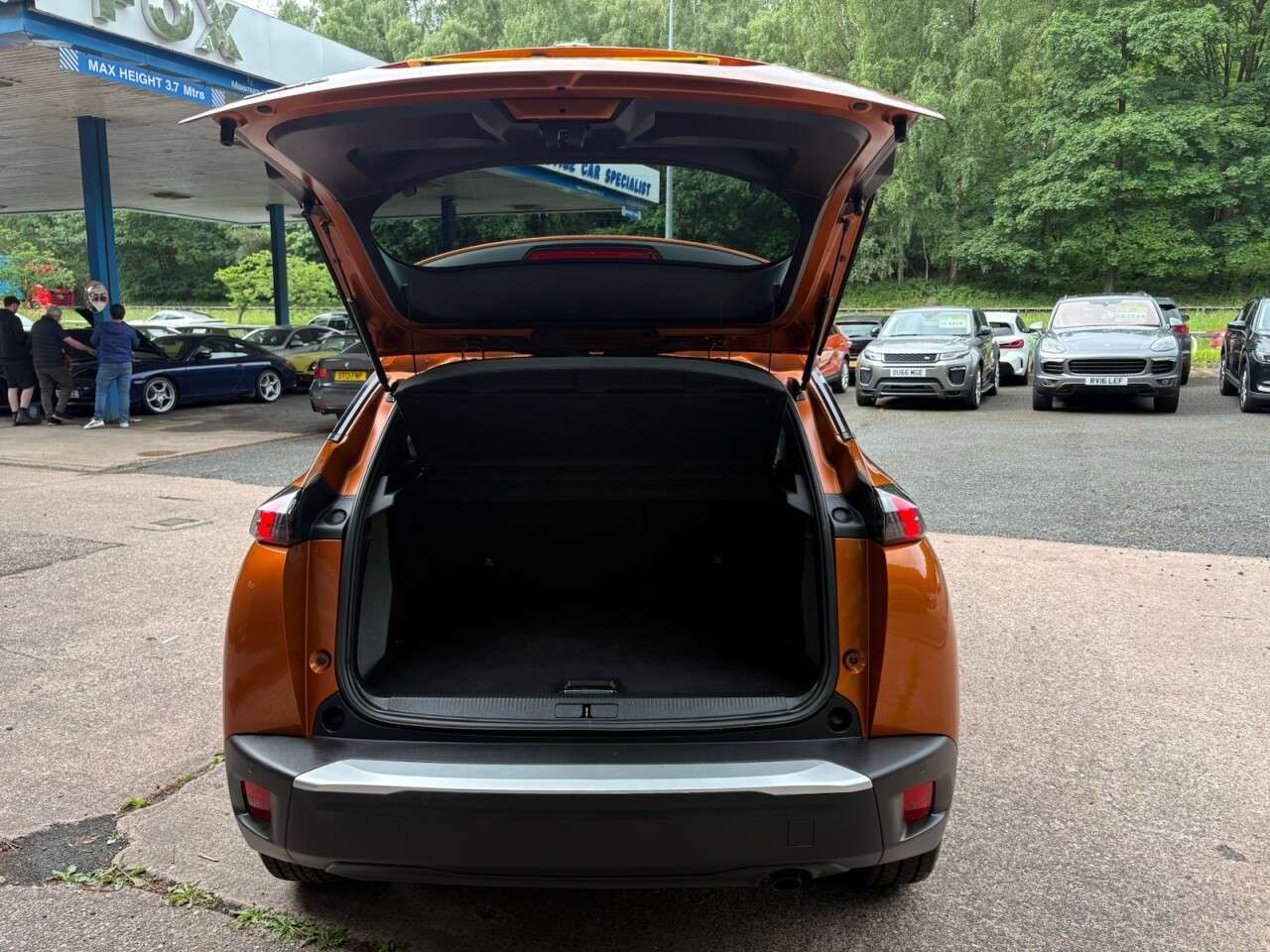 2021 PEUGEOT 2008 2021 PEUGEOT 2008