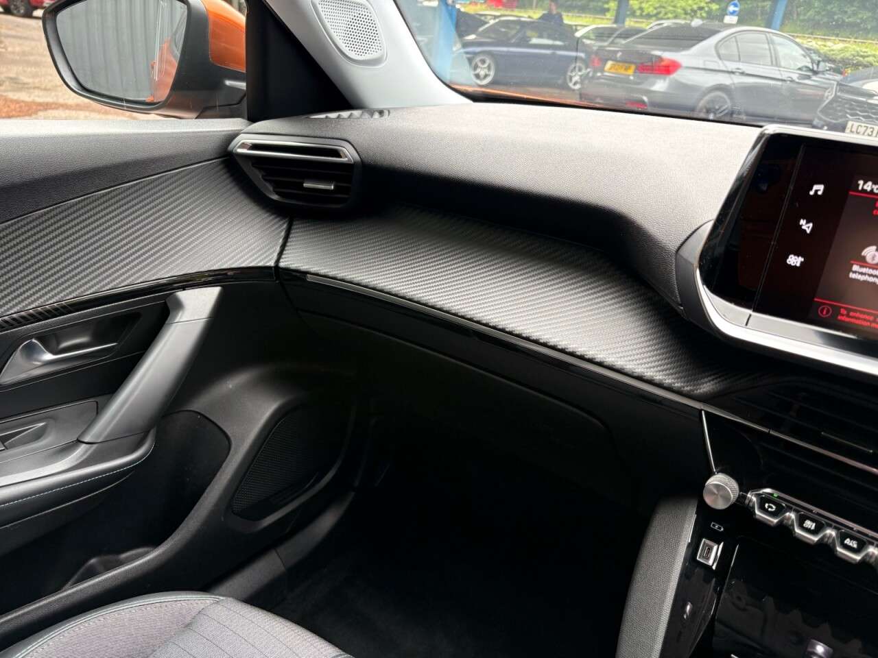 2021 PEUGEOT 2008 2021 PEUGEOT 2008