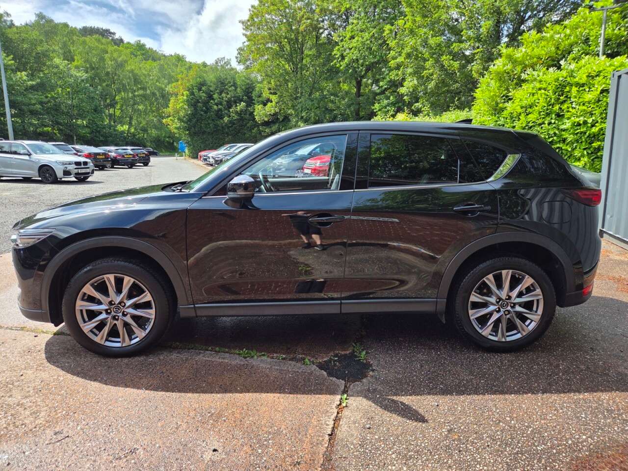 A 2019 MAZDA CX-5 2.0 SKYACTIV-G Sport Nav+ SUV 5dr Petrol Auto Euro 6 (s/s) (165 ps) SUNROOF A 2019 MAZDA CX-5 2.0 SKYACTIV-G Sport Nav+ SUV 5dr Petrol Auto Euro 6 (s/s) (165 ps) SUNROOF