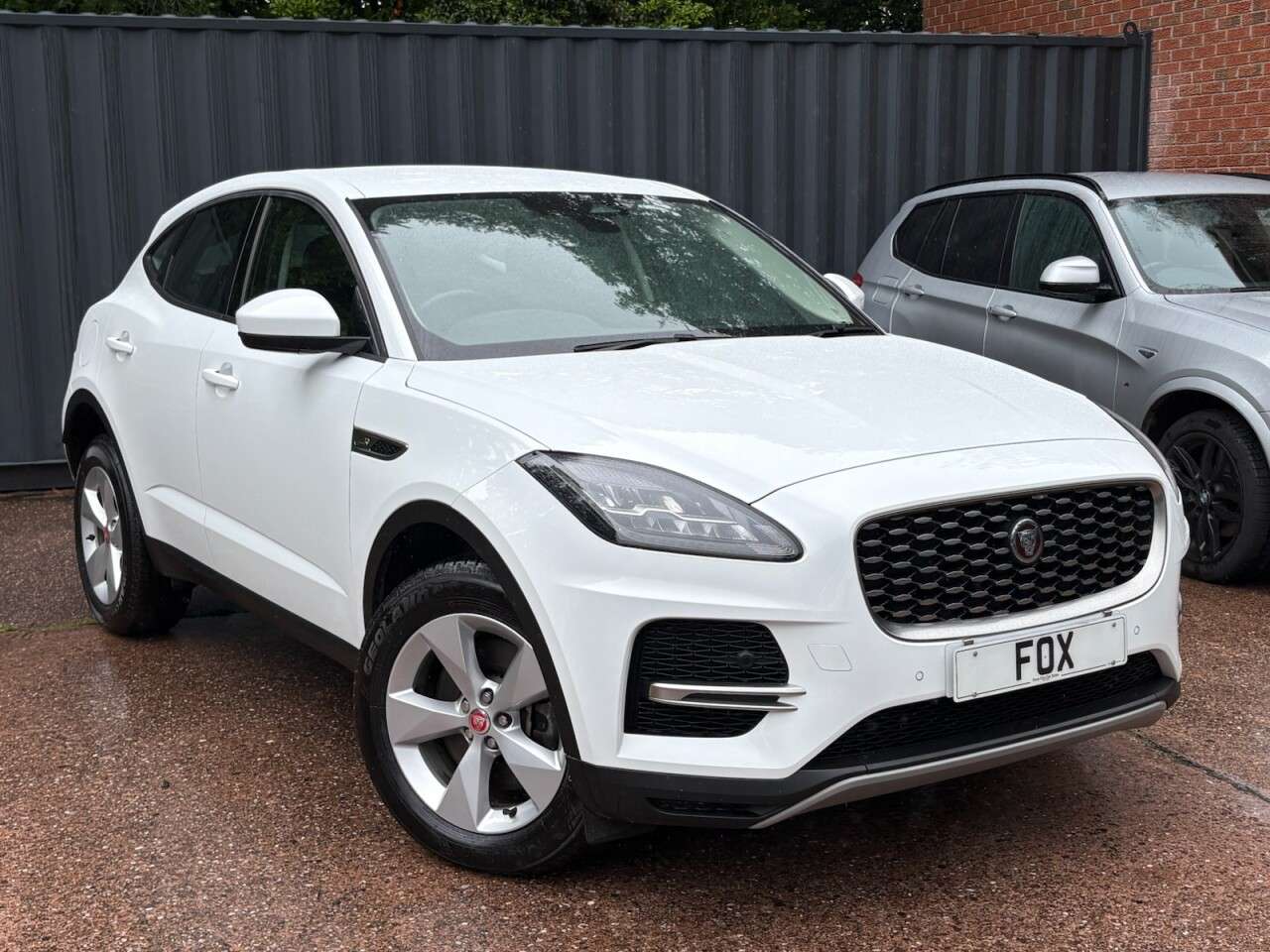 A 2022 JAGUAR E-PACE 2.0 D204 MHEV S SUV 5dr Diesel Auto AWD Euro 6 (s/s) (204 ps) REVERSING CAM A 2022 JAGUAR E-PACE 2.0 D204 MHEV S SUV 5dr Diesel Auto AWD Euro 6 (s/s) (204 ps) REVERSING CAM