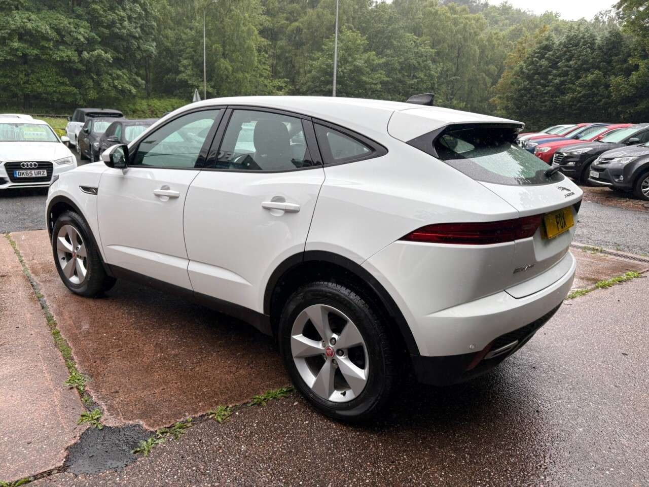 A 2022 JAGUAR E-PACE 2.0 D204 MHEV S SUV 5dr Diesel Auto AWD Euro 6 (s/s) (204 ps) REVERSING CAM A 2022 JAGUAR E-PACE 2.0 D204 MHEV S SUV 5dr Diesel Auto AWD Euro 6 (s/s) (204 ps) REVERSING CAM