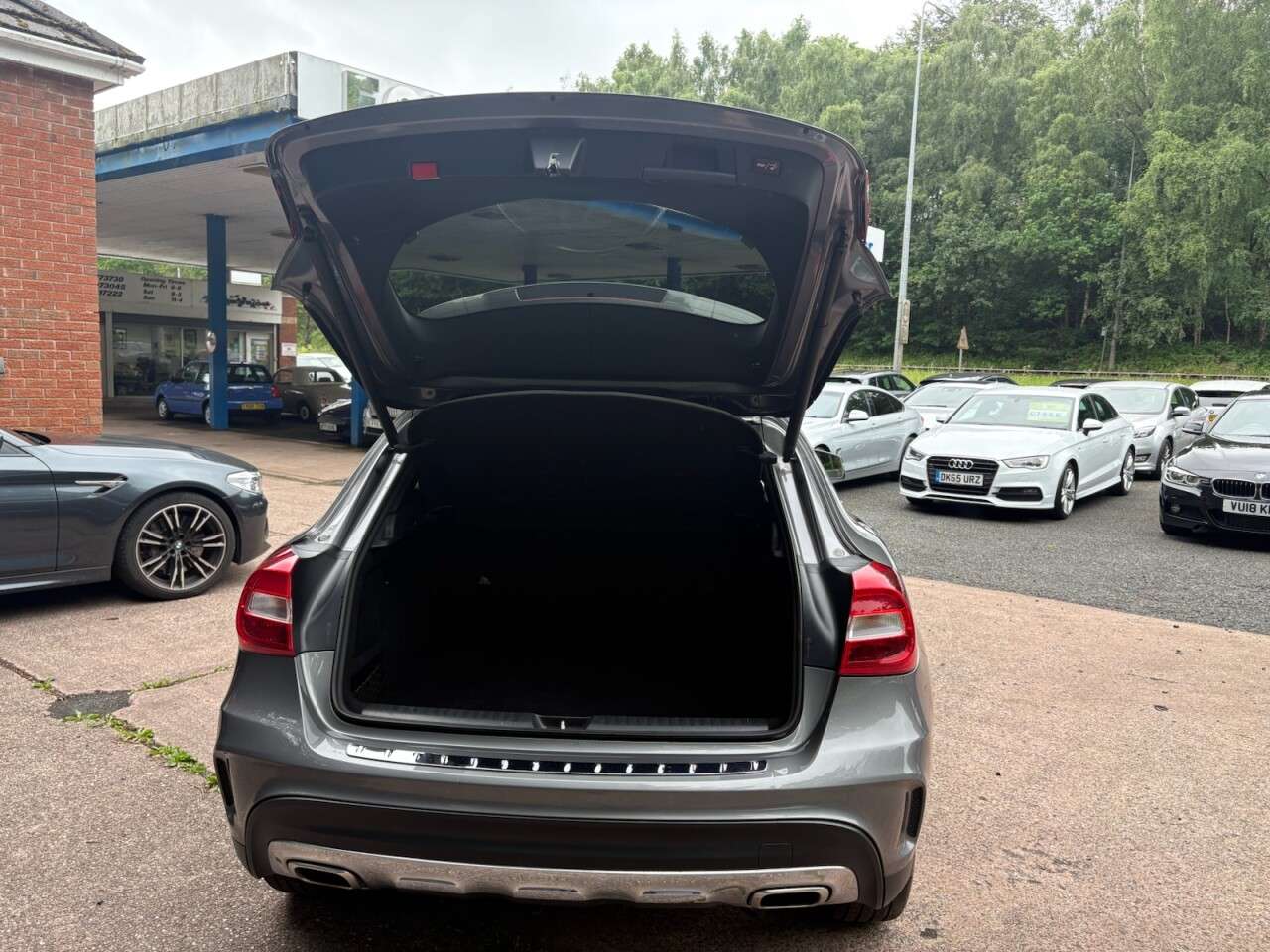 2018 MERCEDES-BENZ 180 2018 MERCEDES-BENZ 180