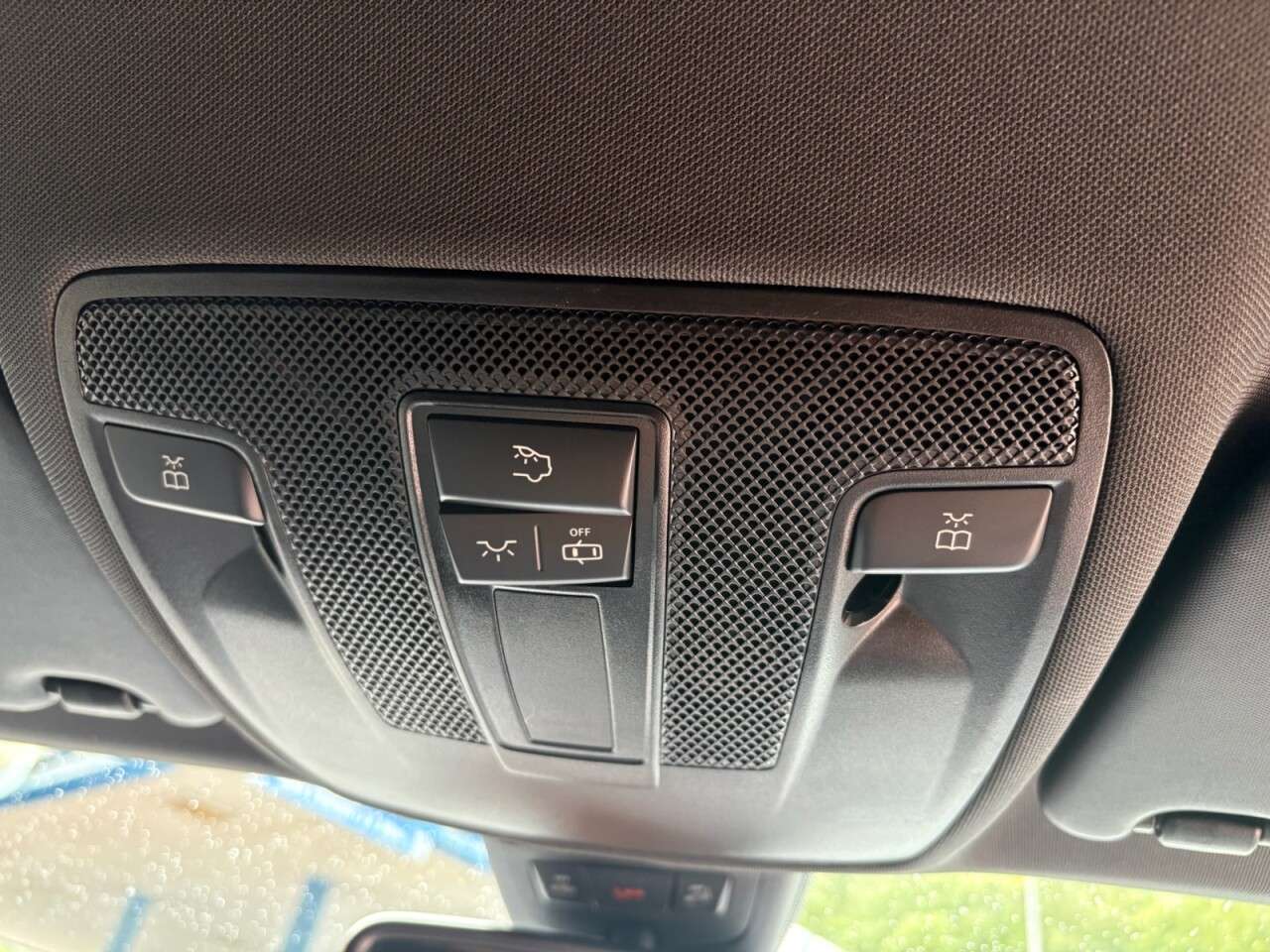 2018 MERCEDES-BENZ 180 2018 MERCEDES-BENZ 180
