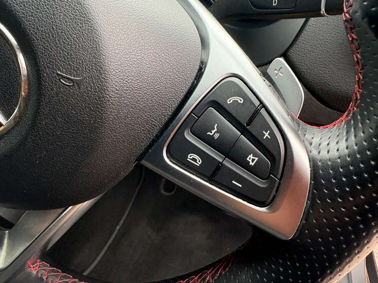 2018 MERCEDES-BENZ 180 2018 MERCEDES-BENZ 180