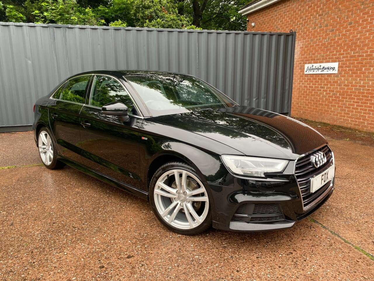 A 2019 AUDI A3 2.0 TDI 35 S line Saloon 4dr Diesel Manual Euro 6 (s/s) (150 ps) 6 SPEED MA A 2019 AUDI A3 2.0 TDI 35 S line Saloon 4dr Diesel Manual Euro 6 (s/s) (150 ps) 6 SPEED MA