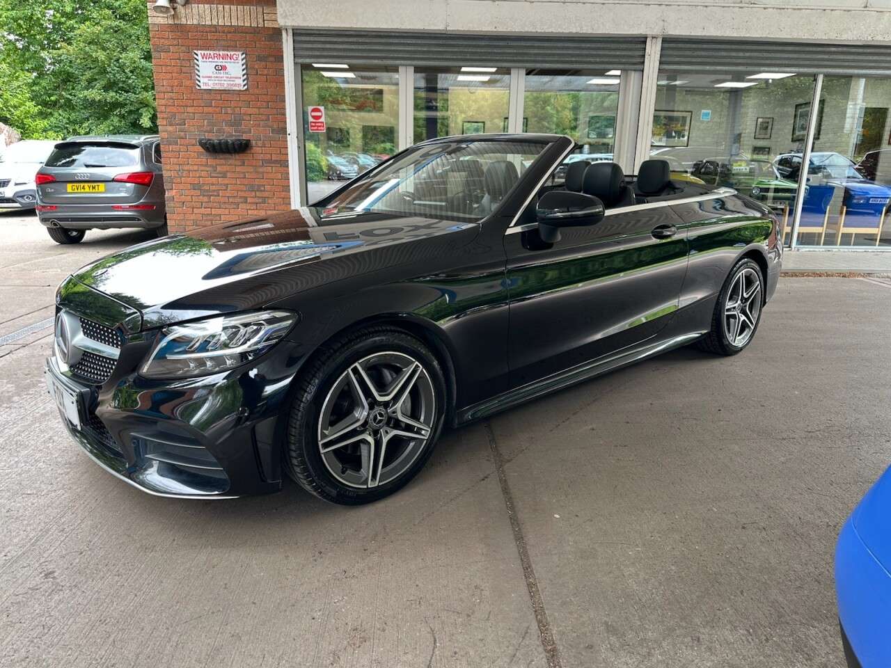A 2019 MERCEDES-BENZ C-CLASS 1.5 C200 MHEV AMG Line Cabriolet 2dr Petrol G-Tronic+ Euro 6 (s/s) (198 ps) A 2019 MERCEDES-BENZ C-CLASS 1.5 C200 MHEV AMG Line Cabriolet 2dr Petrol G-Tronic+ Euro 6 (s/s) (198 ps)