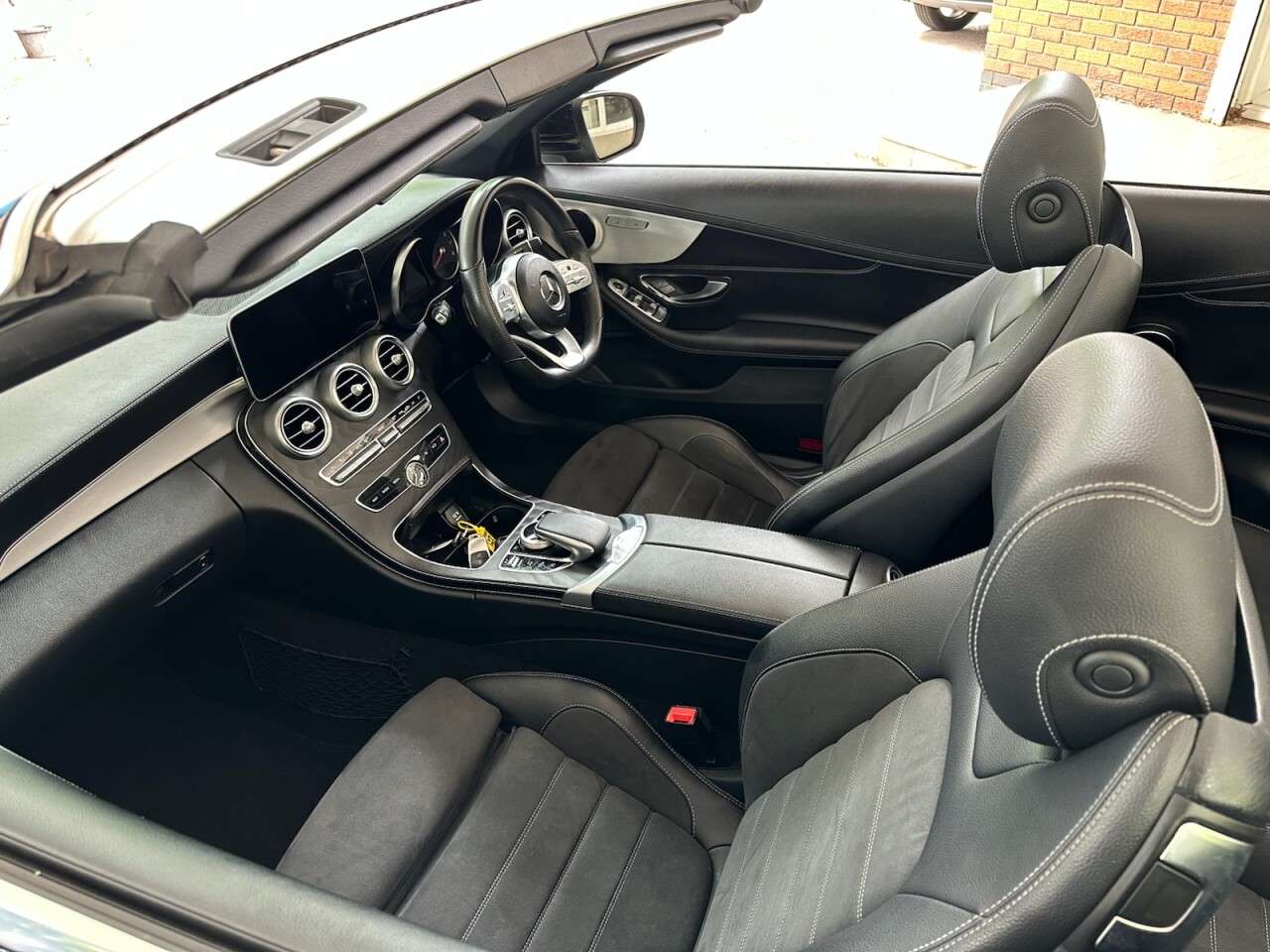 A 2019 MERCEDES-BENZ C-CLASS 1.5 C200 MHEV AMG Line Cabriolet 2dr Petrol G-Tronic+ Euro 6 (s/s) (198 ps) A 2019 MERCEDES-BENZ C-CLASS 1.5 C200 MHEV AMG Line Cabriolet 2dr Petrol G-Tronic+ Euro 6 (s/s) (198 ps)