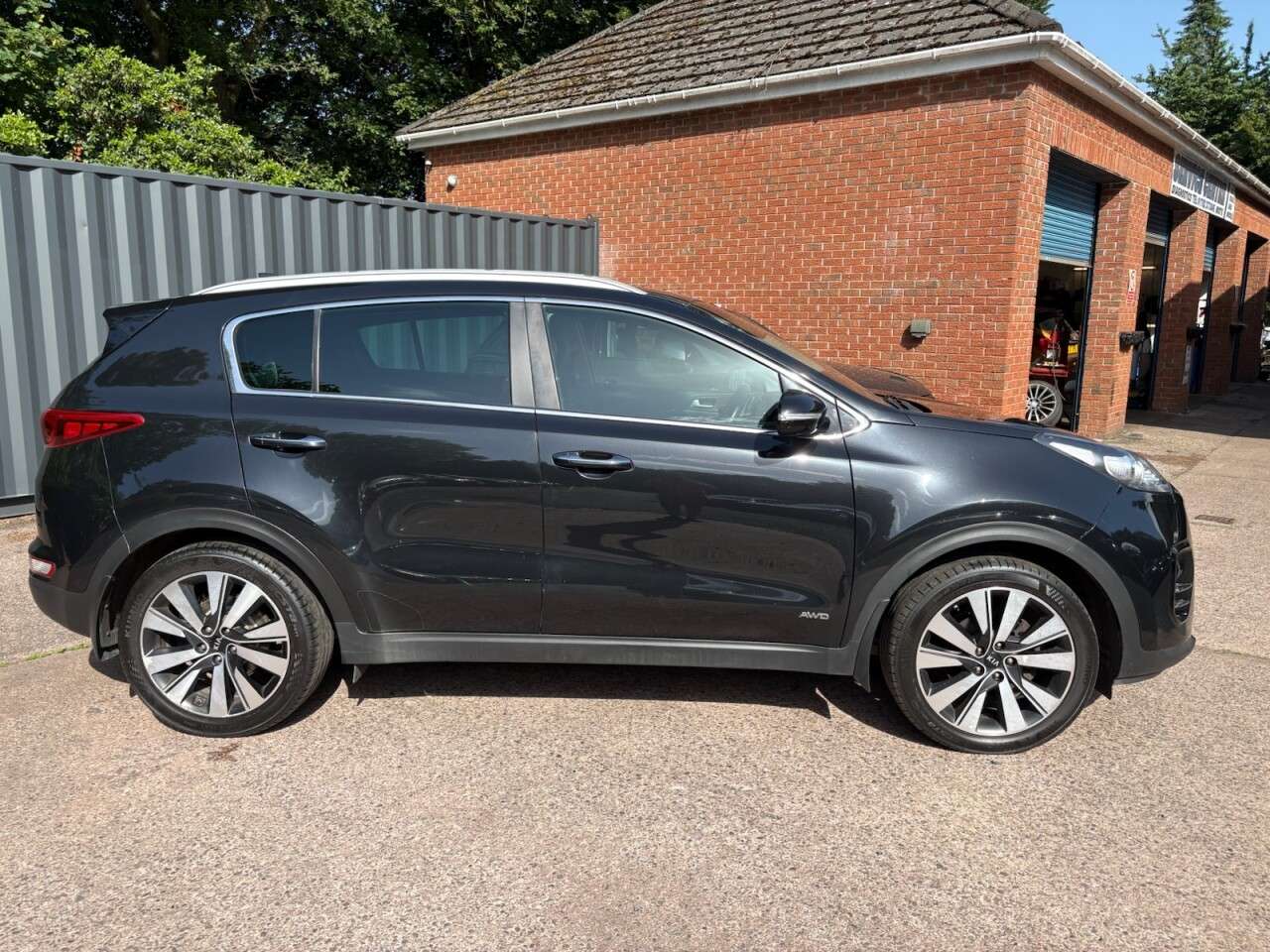 A 2016 KIA SPORTAGE 2.0 CRDi KX-3 SUV 5dr Diesel Manual AWD Euro 6 (134 bhp) REVERSING CAMERA-6 A 2016 KIA SPORTAGE 2.0 CRDi KX-3 SUV 5dr Diesel Manual AWD Euro 6 (134 bhp) REVERSING CAMERA-6