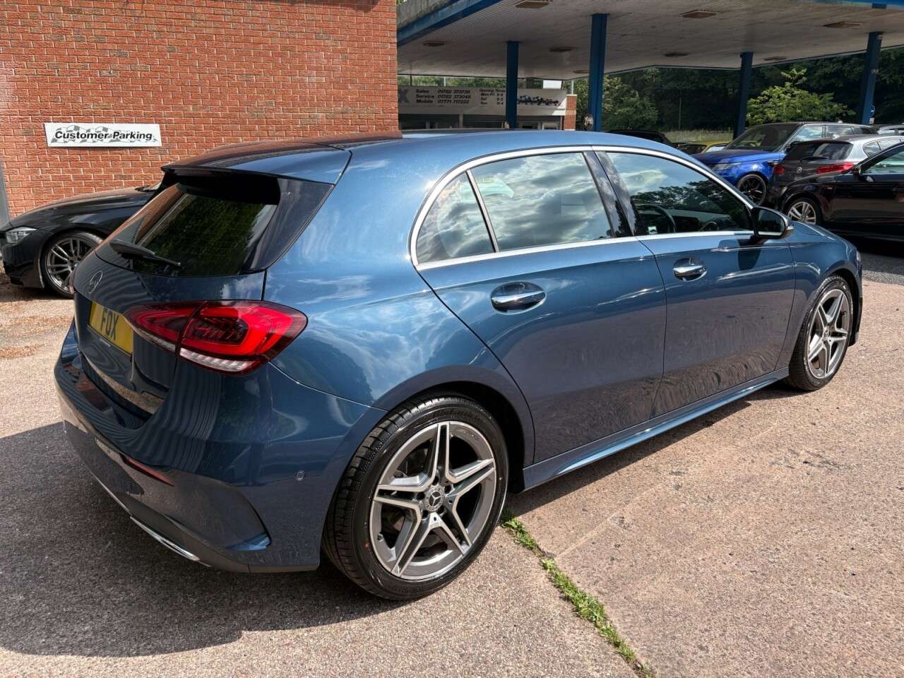 A 2019 MERCEDES-BENZ A CLASS 1.5 A180d AMG Line (Premium) Hatchback 5dr Diesel 7G-DCT Euro 6 (s/s) (116 A 2019 MERCEDES-BENZ A CLASS 1.5 A180d AMG Line (Premium) Hatchback 5dr Diesel 7G-DCT Euro 6 (s/s) (116